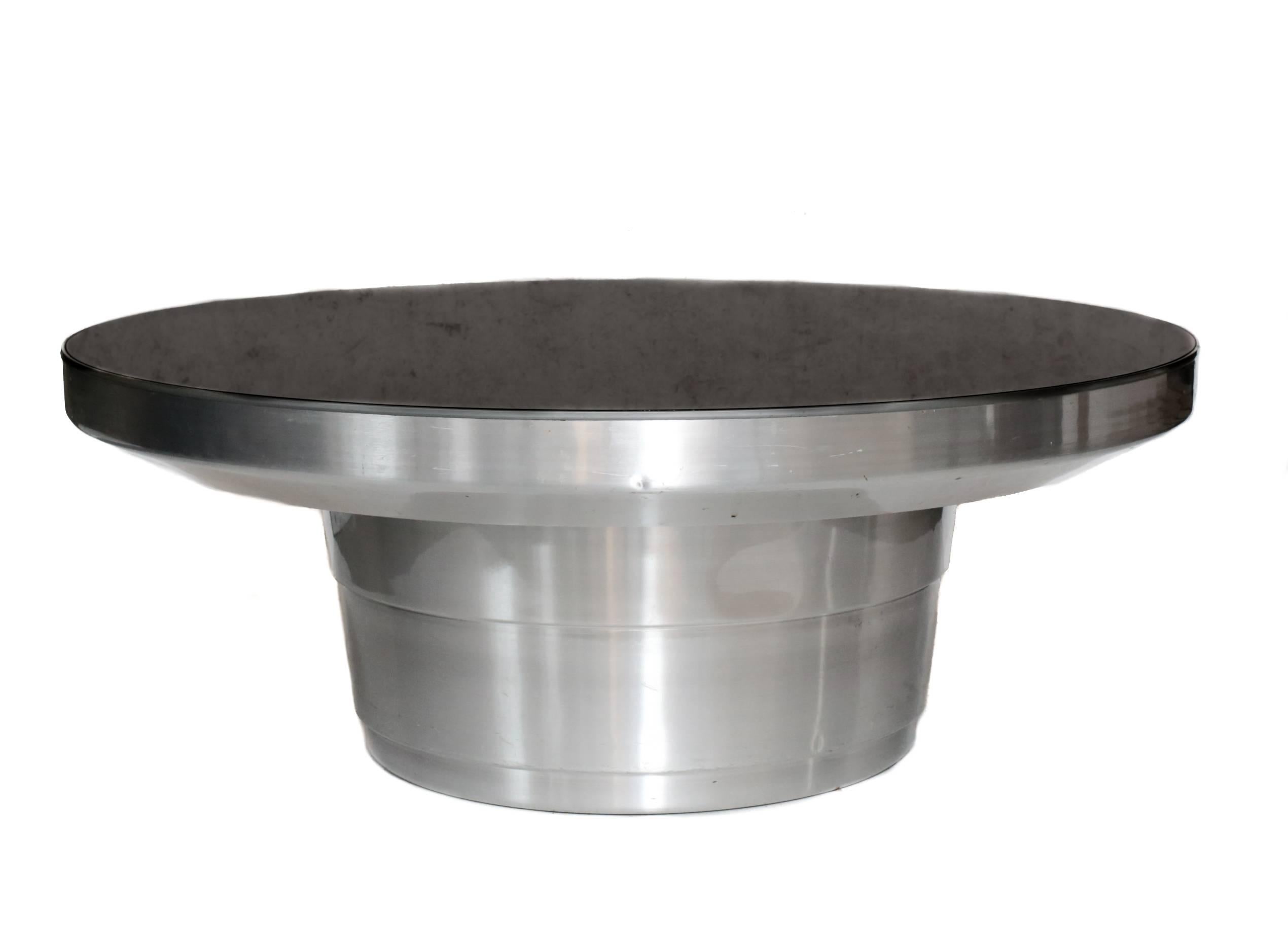 Mid-Century Modern Vintage Modern Aluminium Mirrored Top Round Cocktail Table For Sale