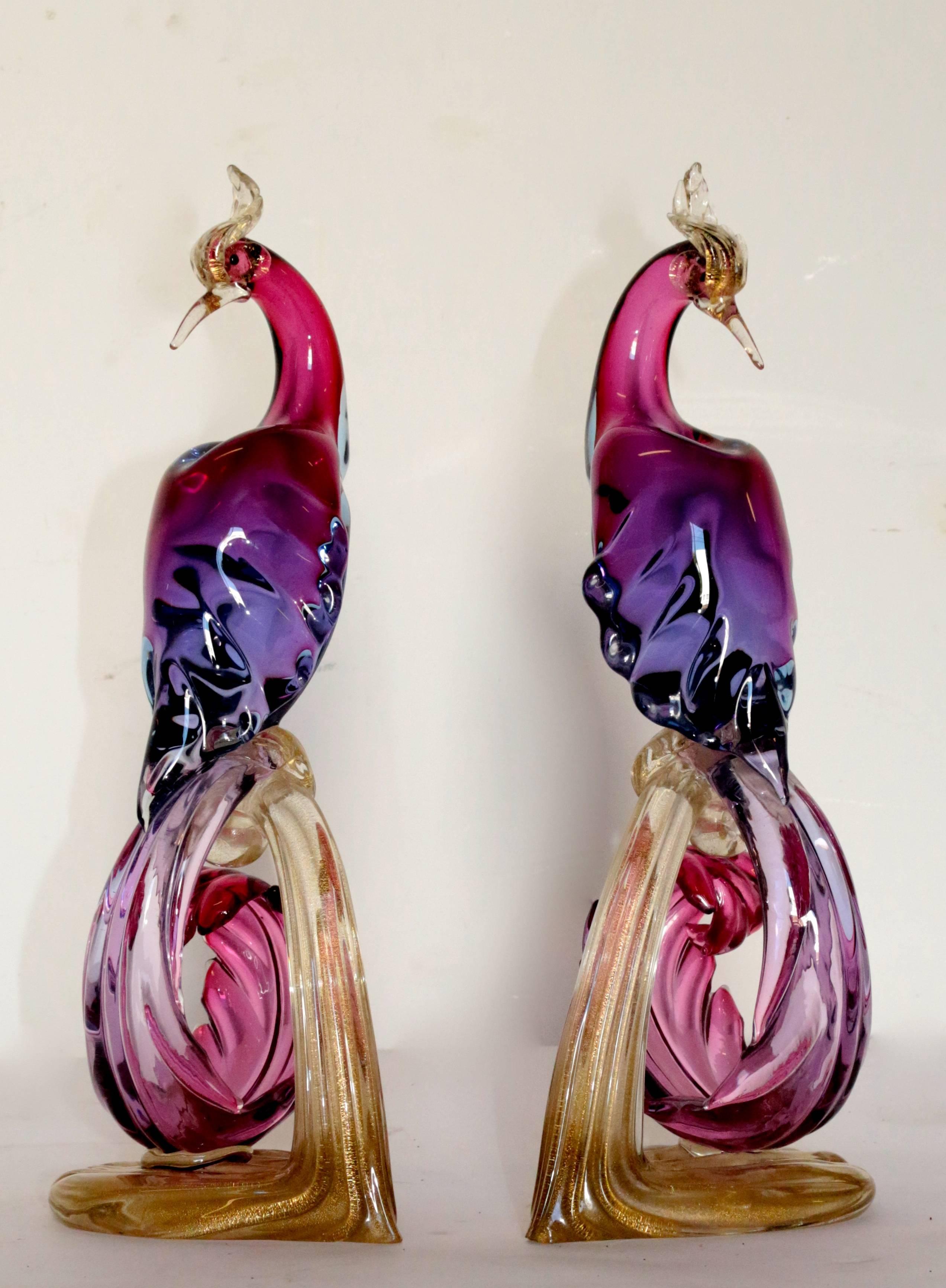 Pair of Alfredo Barbini Murano Birds of Paradise In Excellent Condition In Pasadena, CA