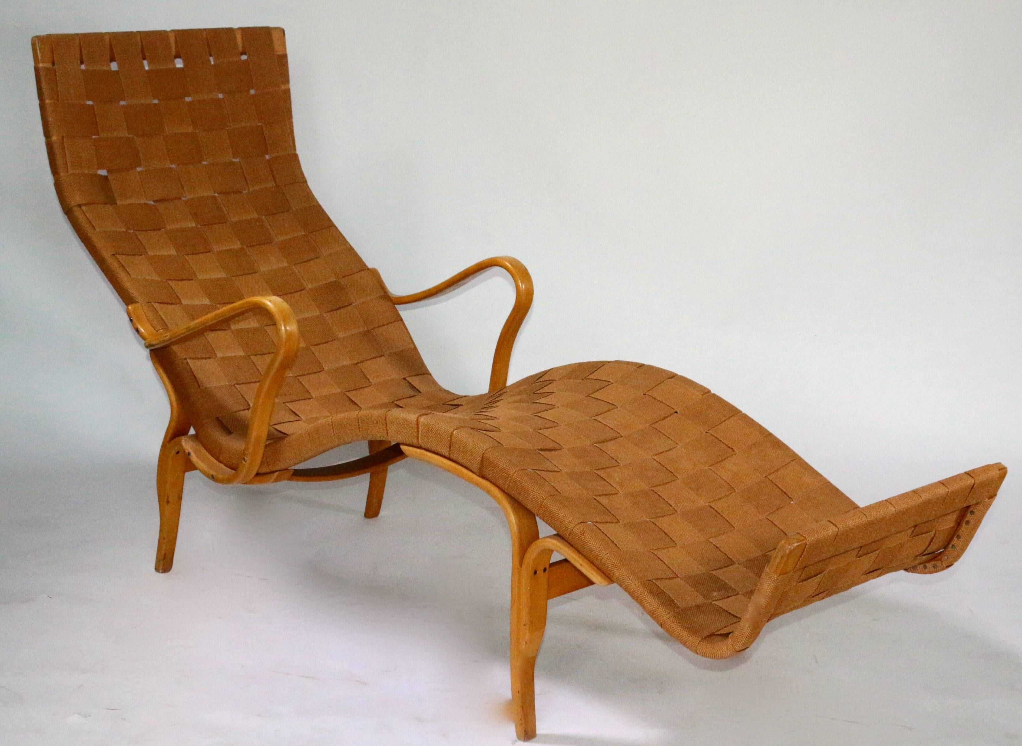Mid-Century Modern Lounge Chair by Bruno Mathsson In Excellent Condition In Pasadena, CA