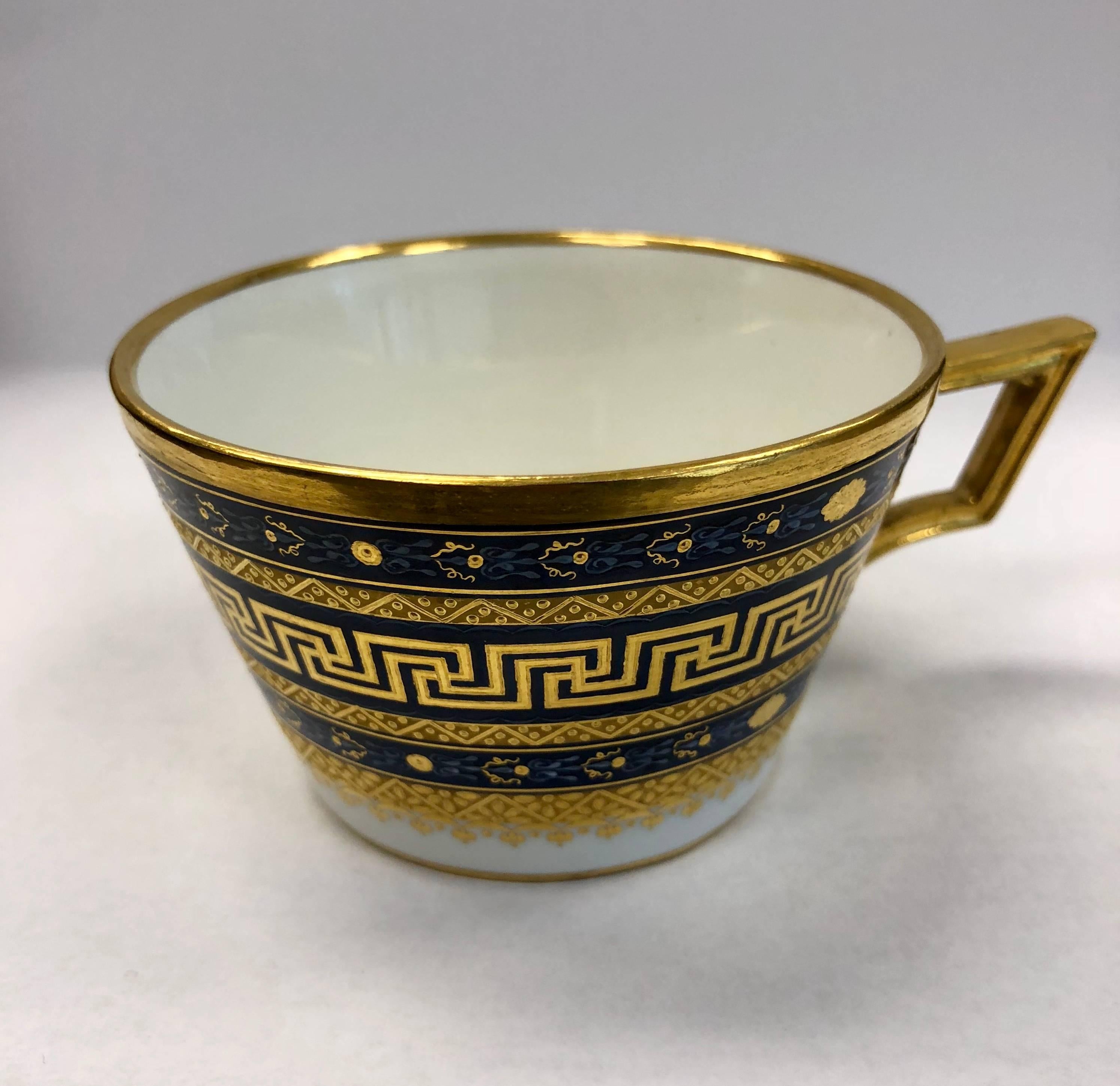 18th Century Vienna Porcelain Cup and Saucer For Sale 1