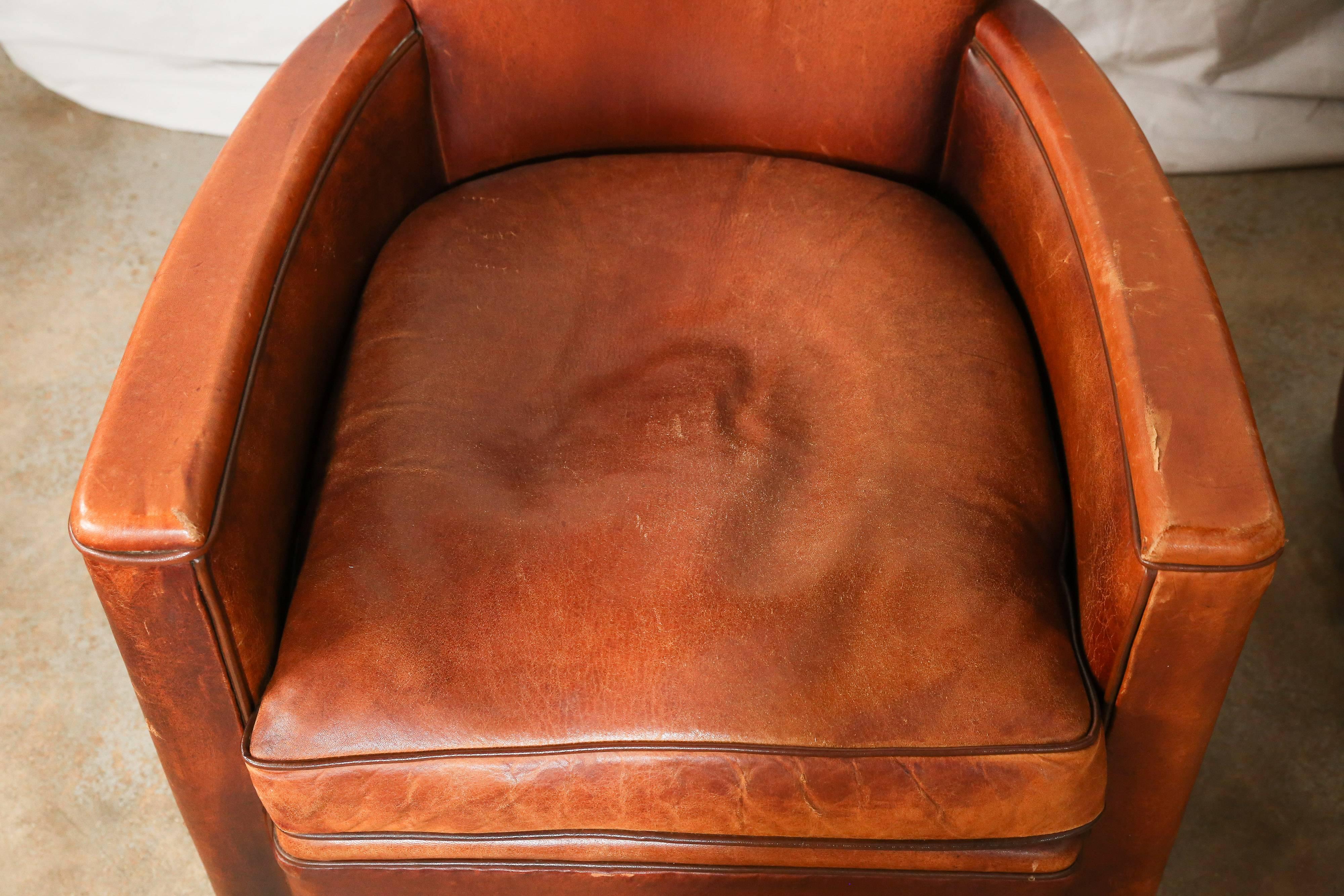 Pair of Vintage Leather Club Chairs In Fair Condition In Houston, TX
