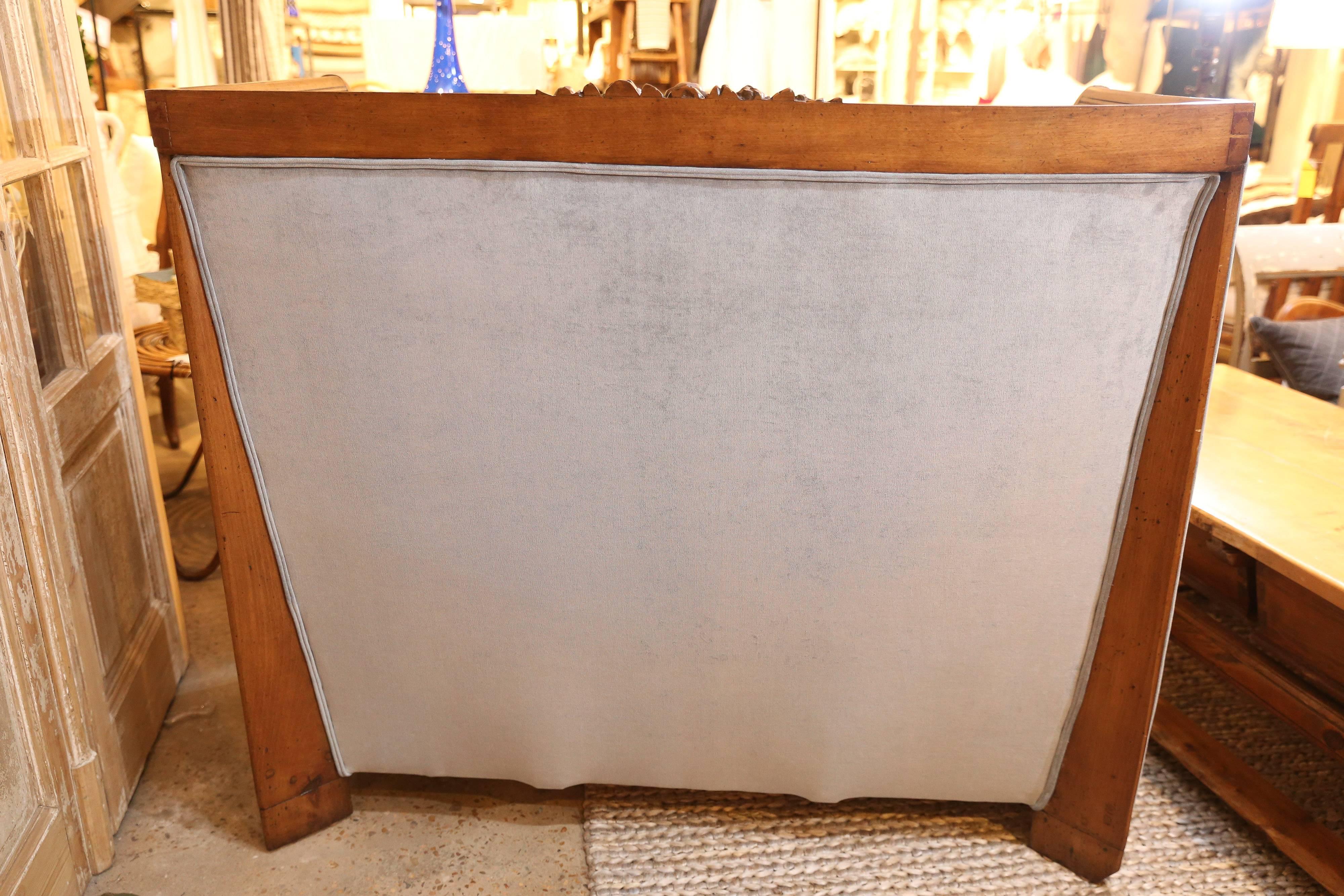 High Back Swedish Banquette In Good Condition In Houston, TX