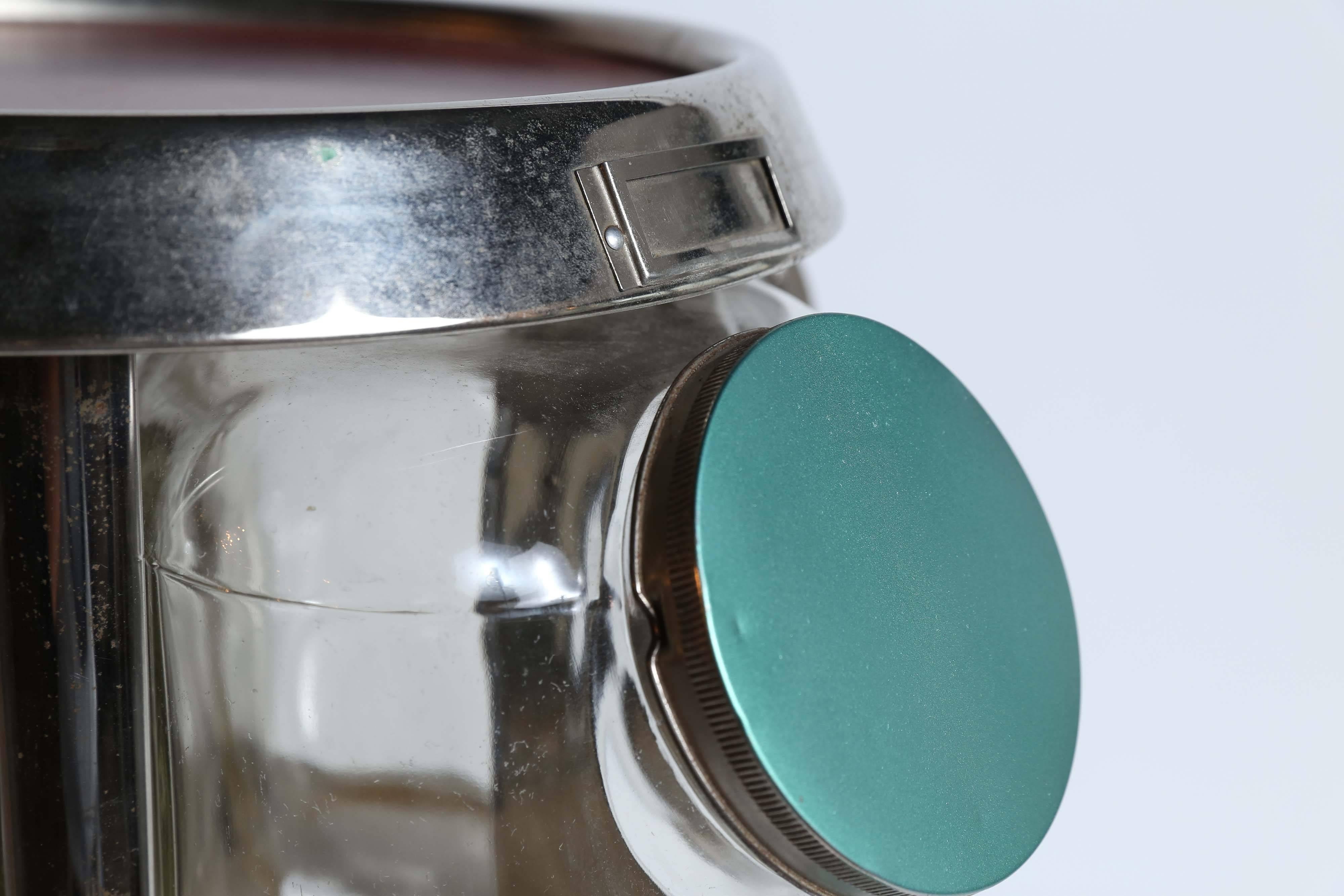 rotating candy jar