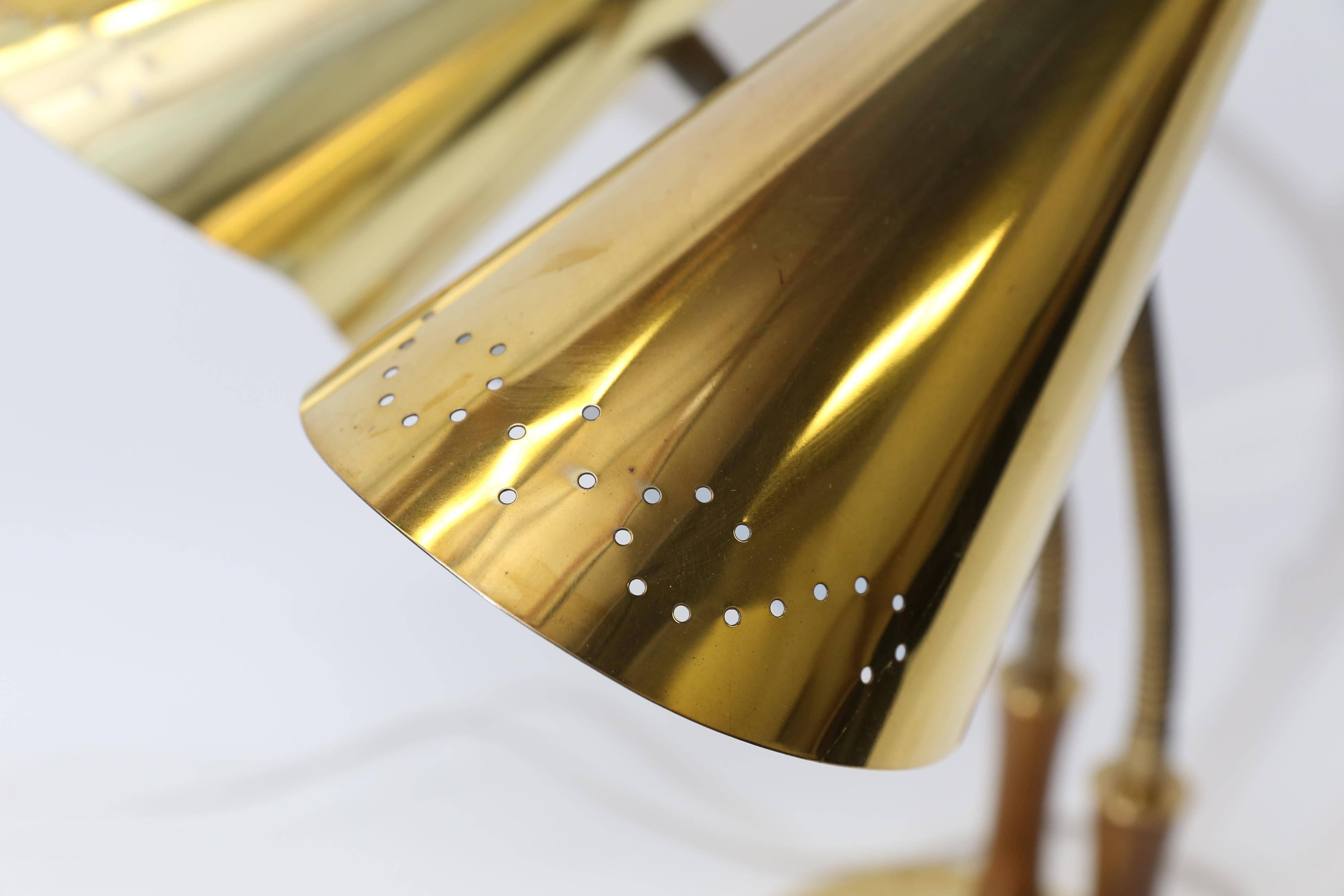 double gooseneck lamp