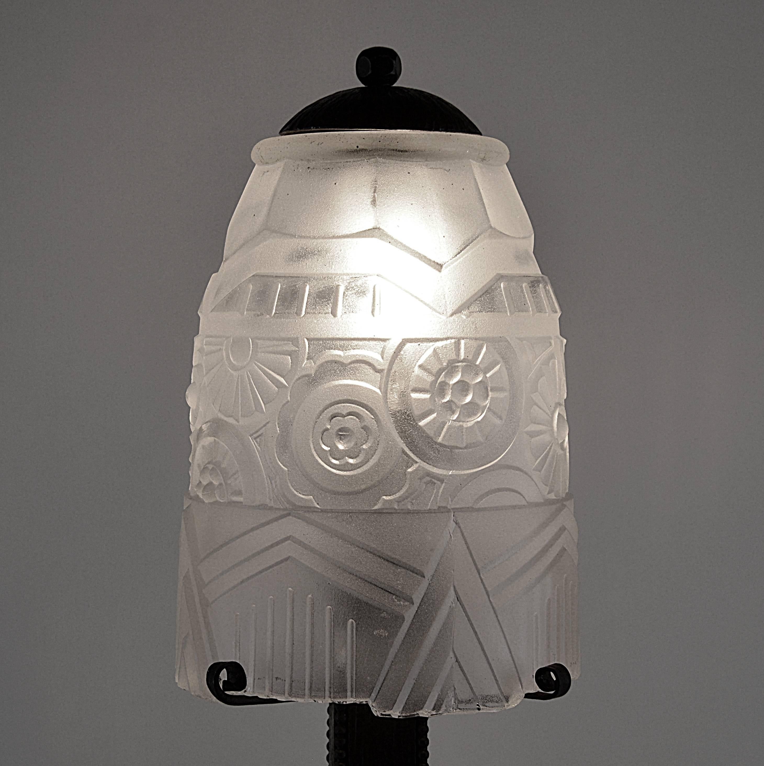 Charles Piguet French Art Deco Table Lamp, 1925 In Excellent Condition In Saint-Amans-des-Cots, FR