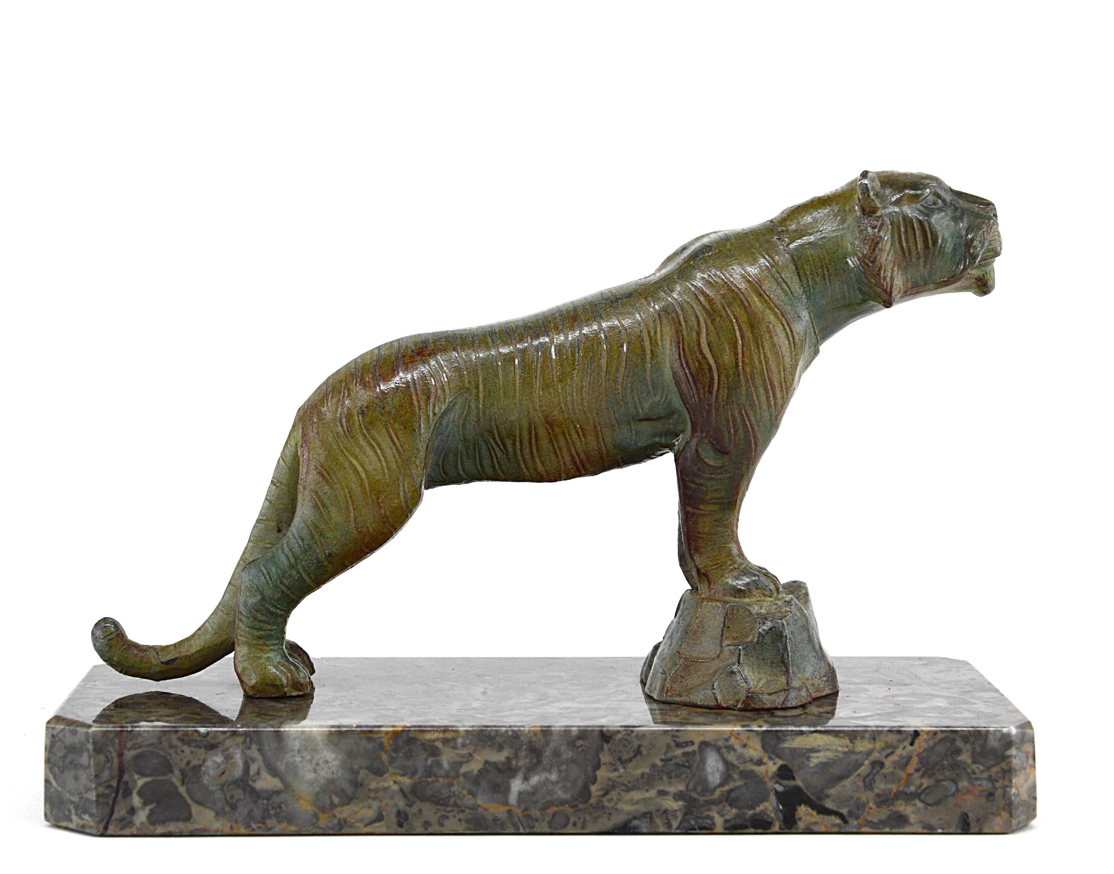 Spelter Hippolyte Moreau Pair of French Art Deco Tiger Bookends, Late 1910s