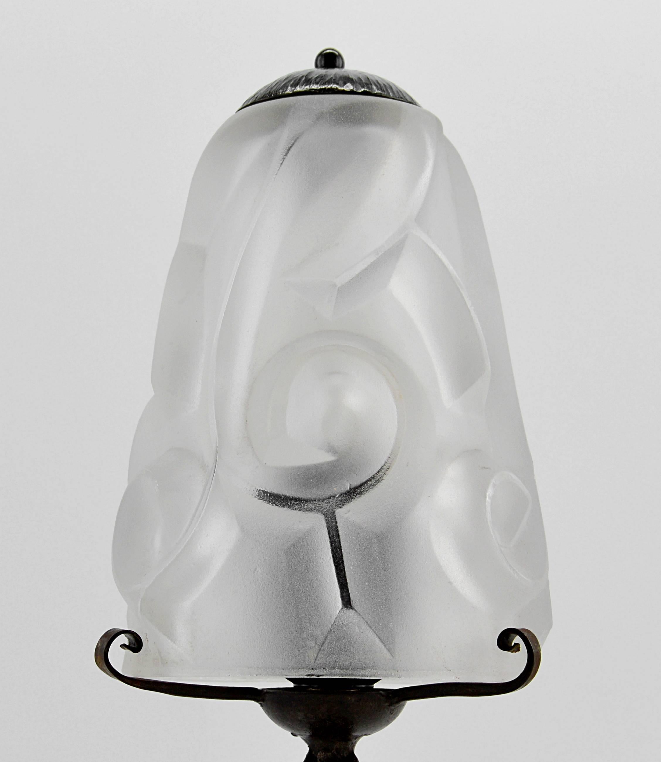 Molded Edouard Cazaux French Art Deco Table Lamp at Degue's, 1928-1930