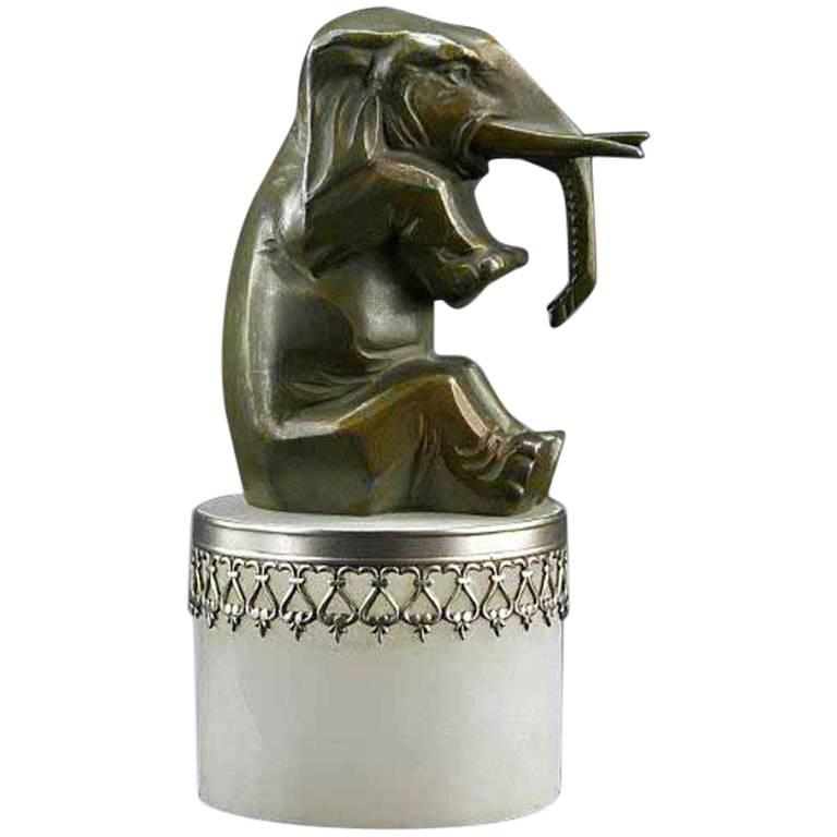 French Art Deco Elephant Paperweight Sculpture, circa 1930