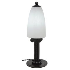 Paul KISS Lampada da tavolo in alabastro e ferro battuto in stile Art Déco francese, 1920