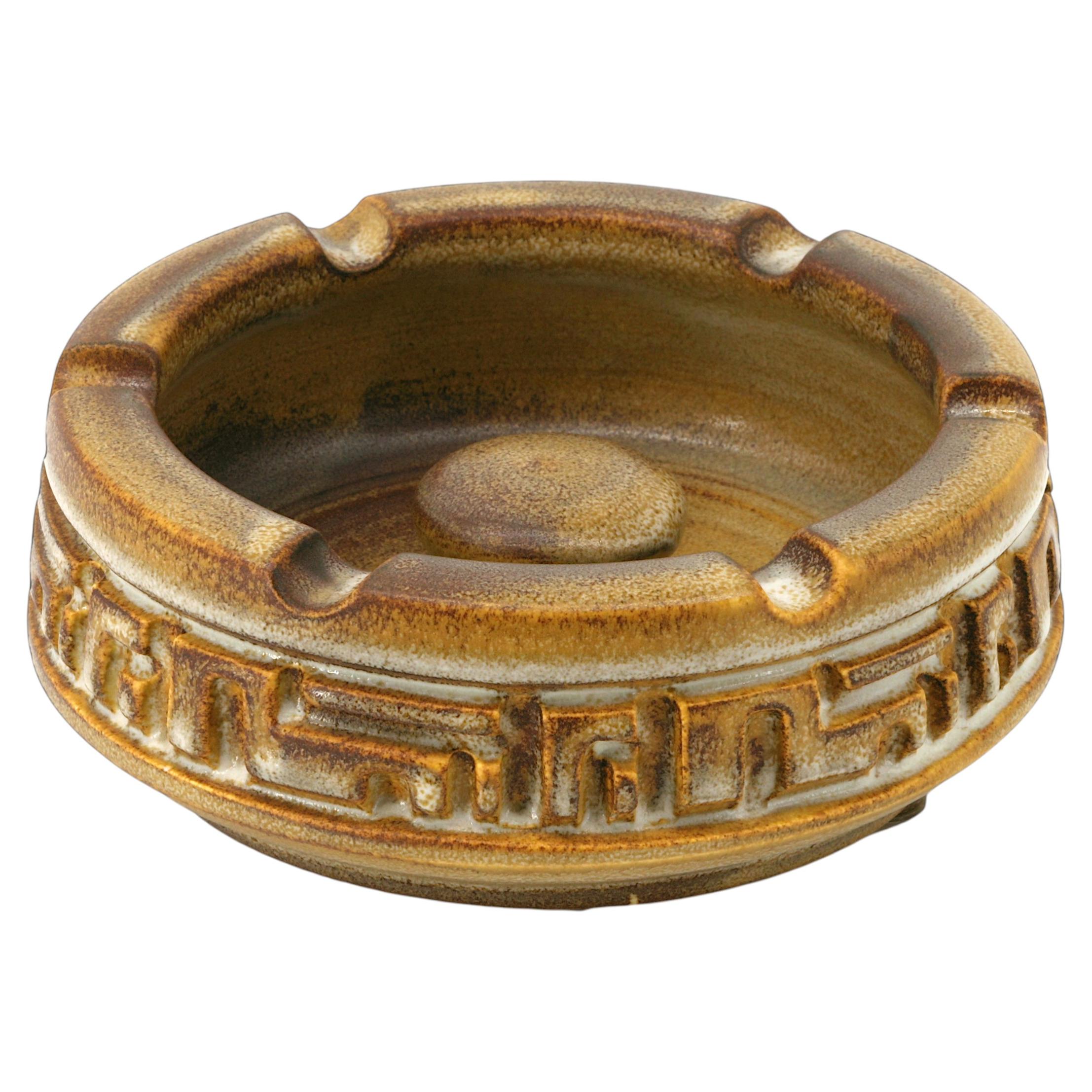 Marius Bessone Vallauris Ceramic Stoneware Ashtray, France, circa 1950 For Sale
