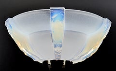 Lampe de table opalescente Art Déco de Jean Gauthier & Le Fer Forgé, 1920