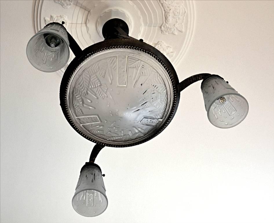 Frosted Muller Freres and Fag French Art Deco Chandelier, 1925
