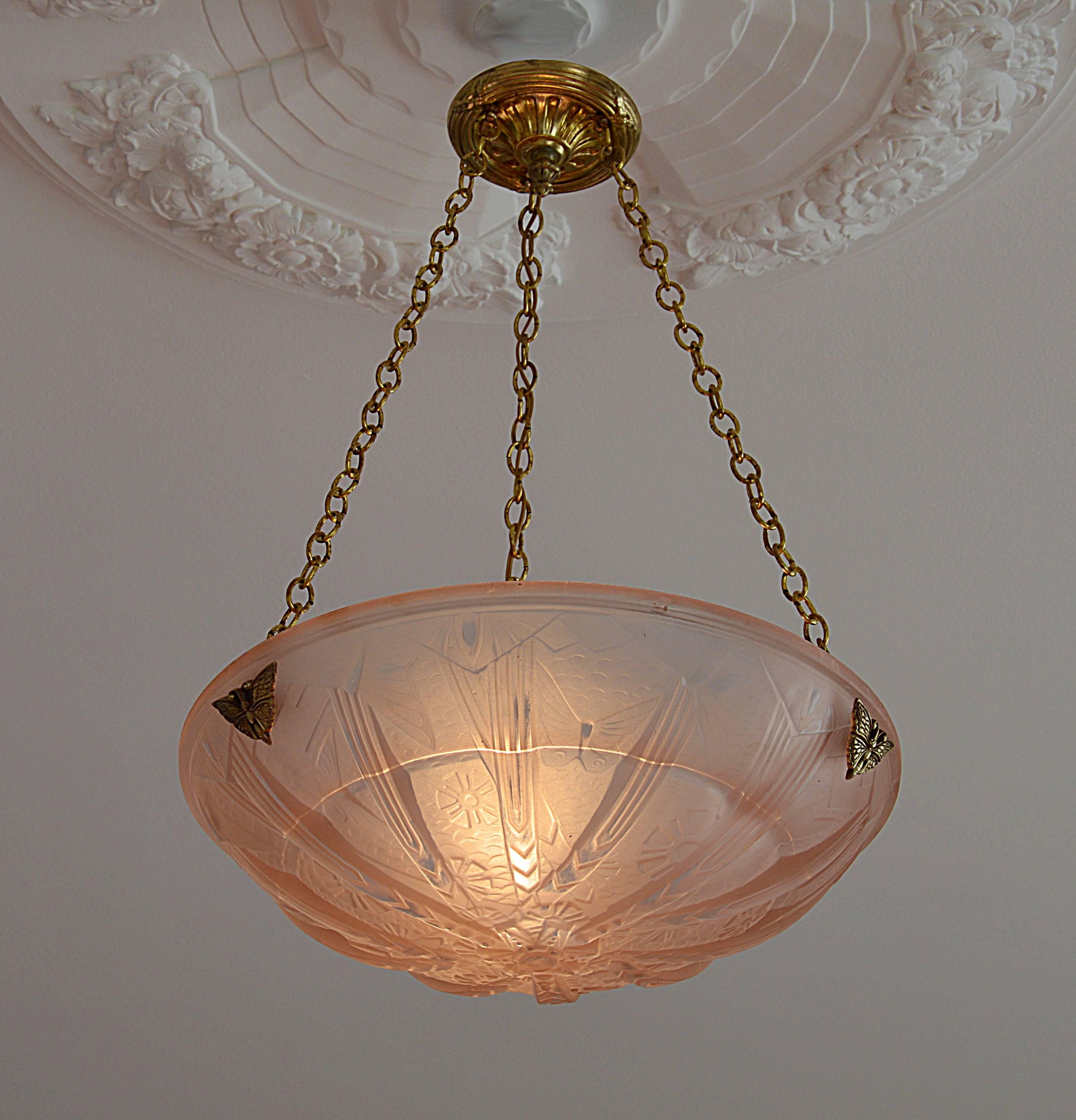 Frosted Muller Freres French Art Deco Butterfly Pendant Chandelier, 1925