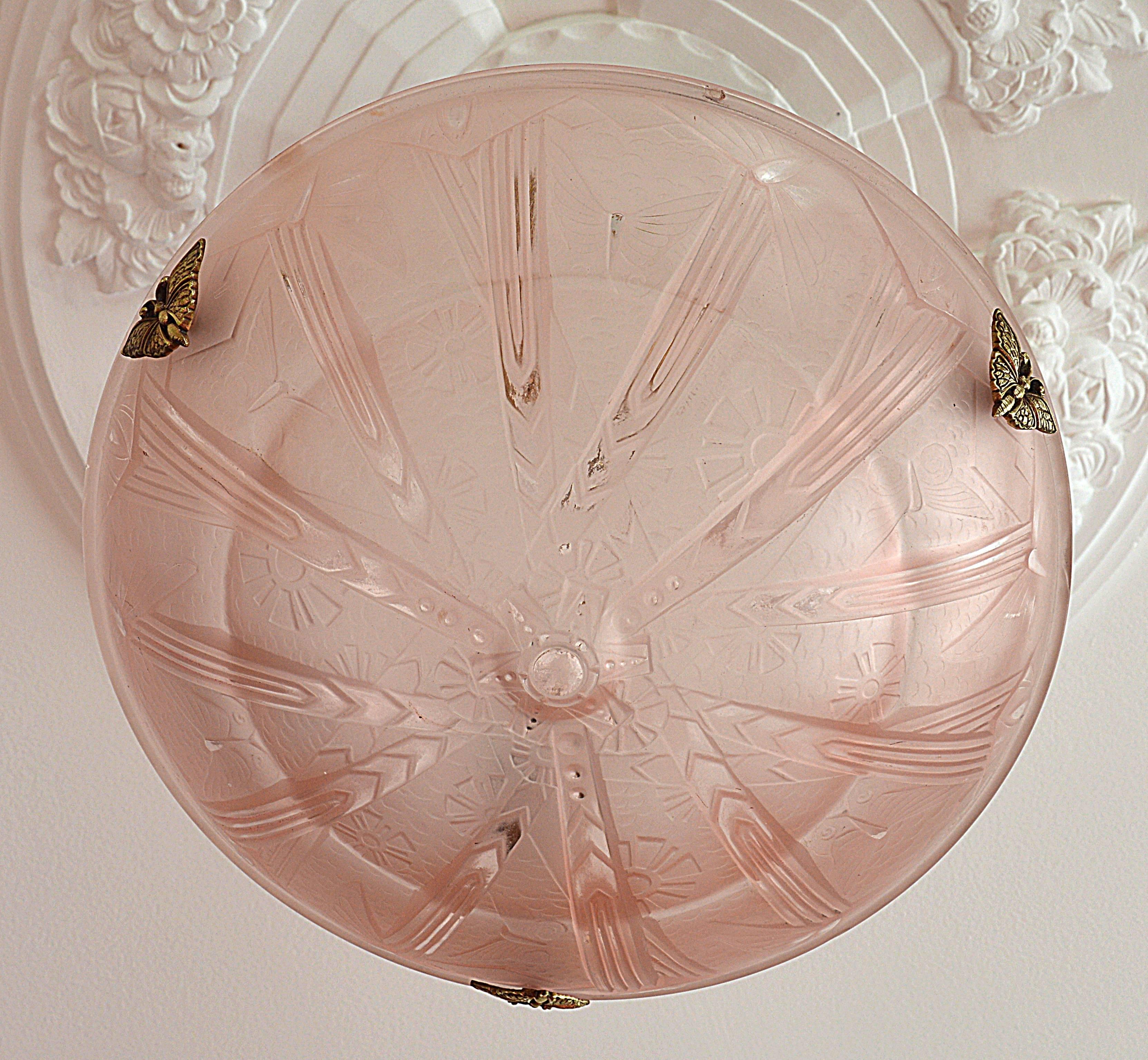 Muller Freres French Art Deco Butterfly Pendant Chandelier, 1925 In Good Condition In Saint-Amans-des-Cots, FR