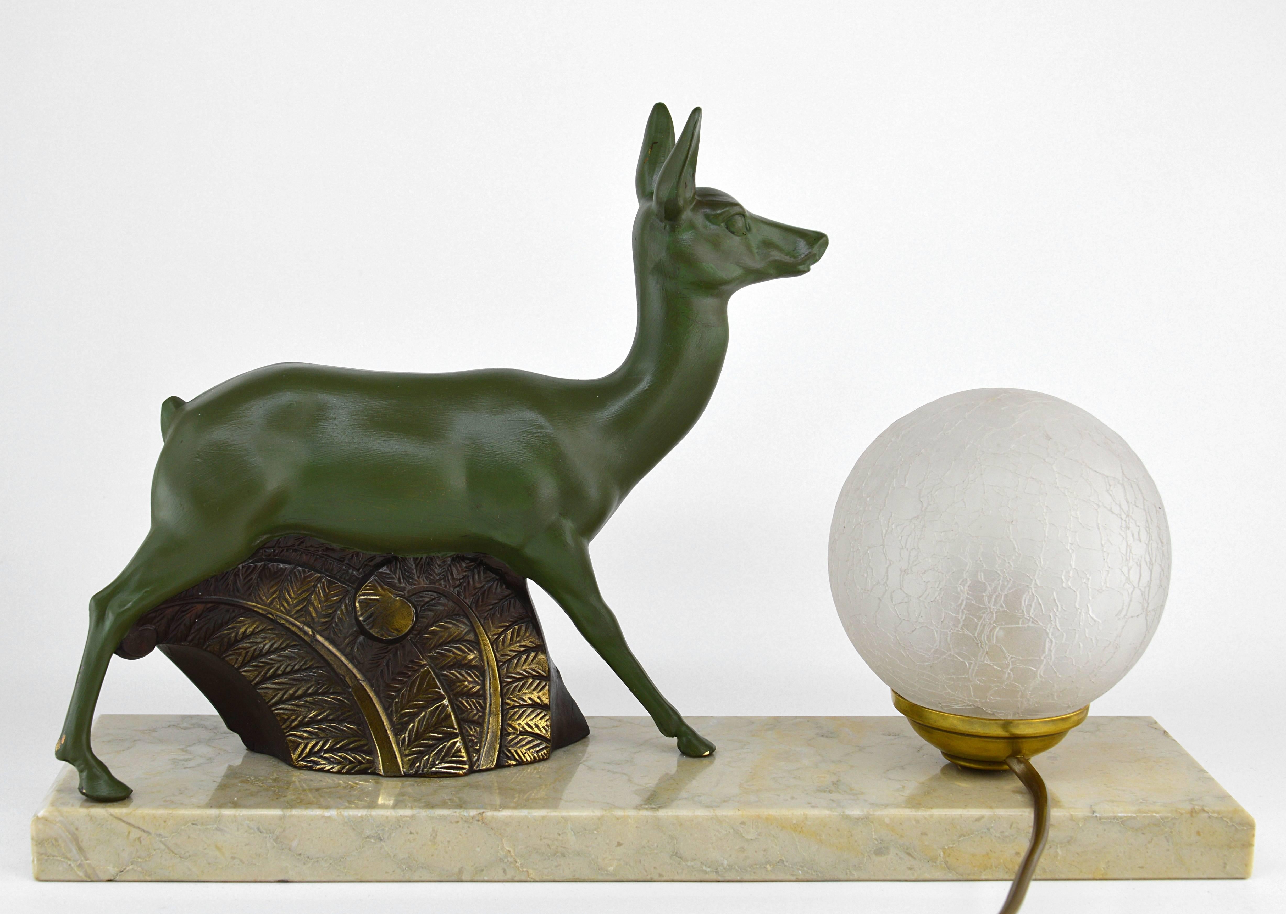 French Art Deco Antelope Table Lamp or Night-Light Sculpture, 1930s In Excellent Condition In Saint-Amans-des-Cots, FR