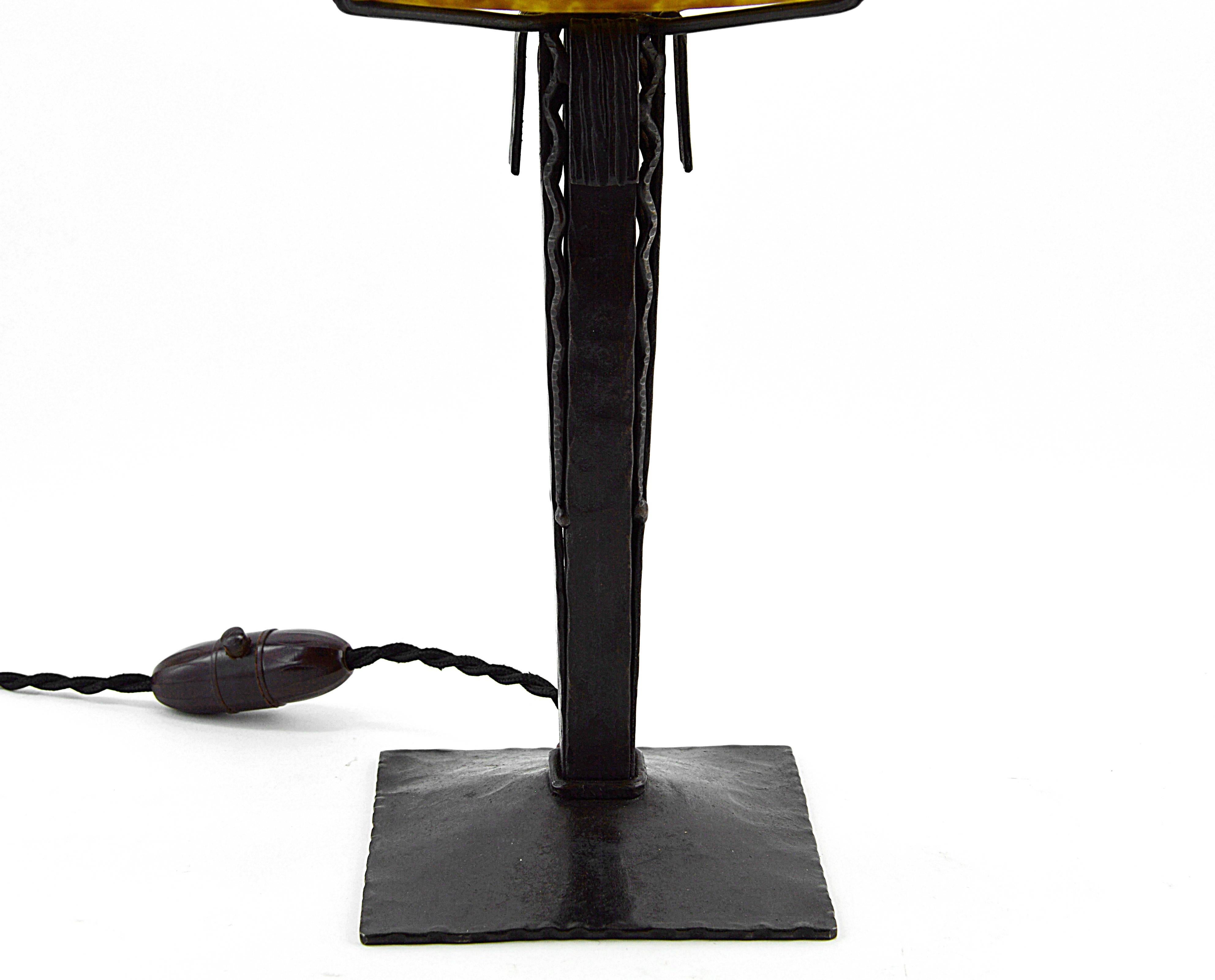 Glass André Delatte French Art Deco Table Lamp, Late 1920s