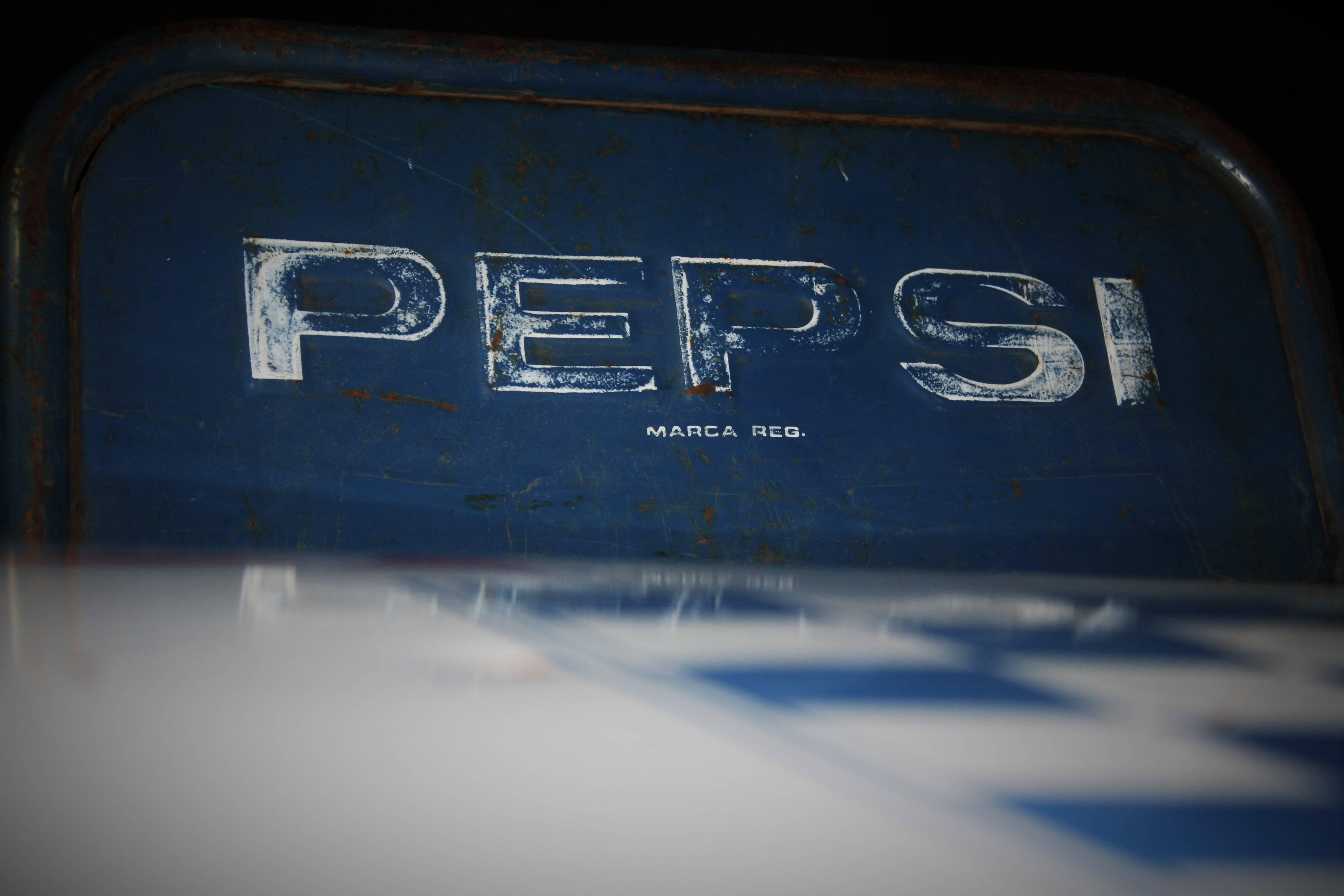 vintage pepsi chairs