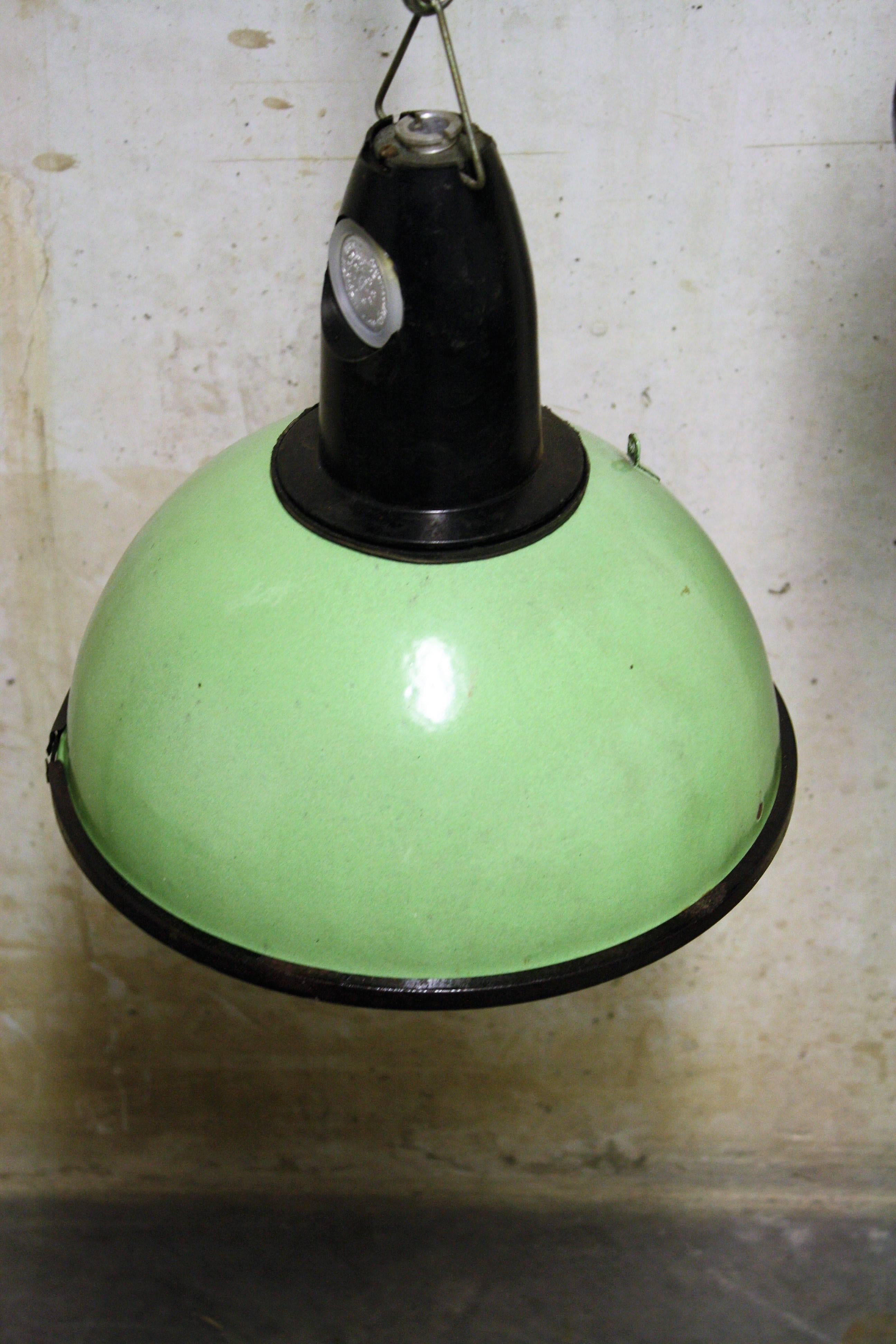 Green Industrial Pendant Lights with Glass, 1960s For Sale 1