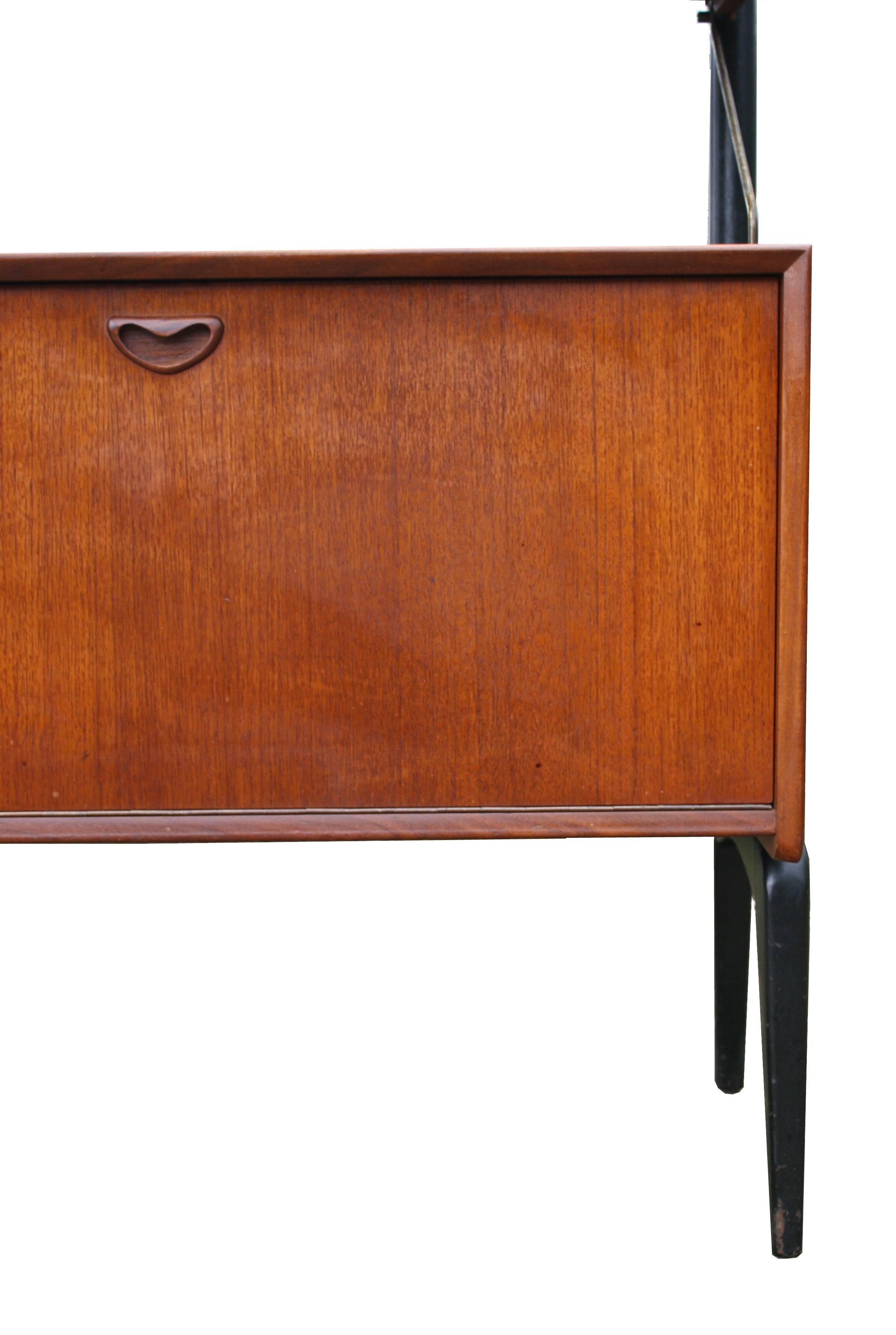 Mid-20th Century Stylish Freestanding Modular Wall Unit by Louis Van Teeffelen for Webe, 1958 For Sale