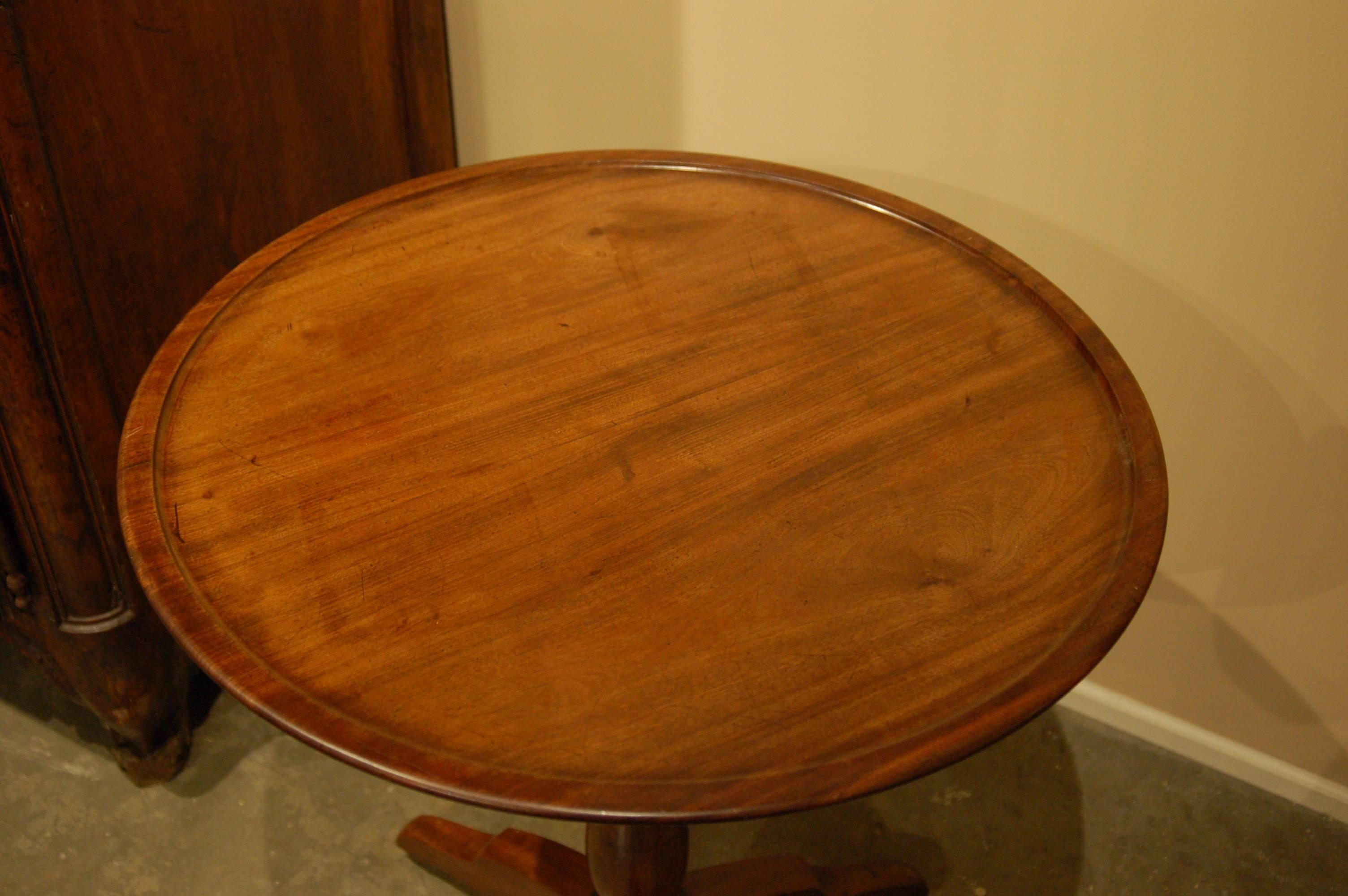 French Walnut Tilt-Top Table In Excellent Condition In Atlanta, GA