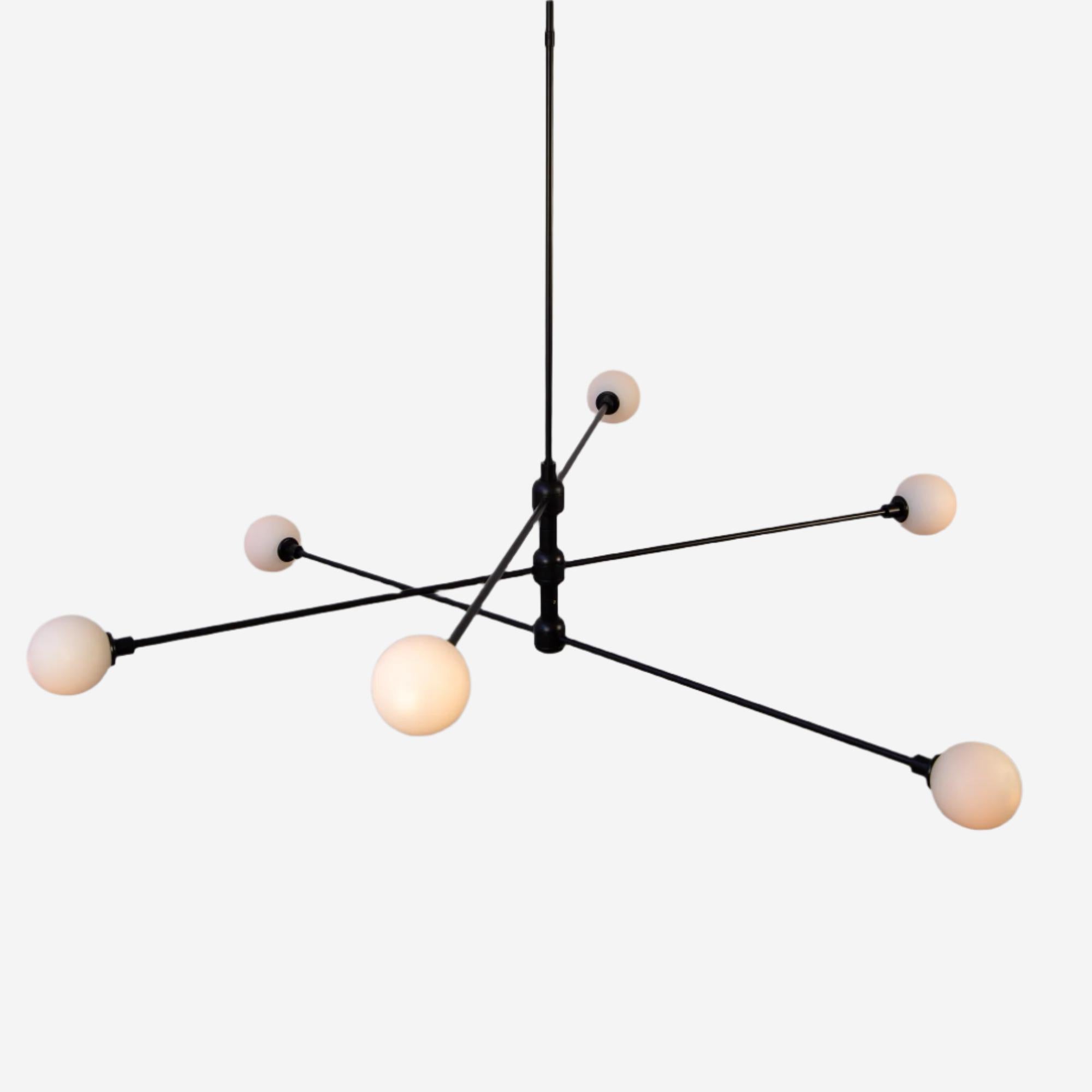 Lampadario a tre piani di Research.Lighting, vetro piccolo, nero, realizzato su ordinazione In condizioni Nuovo in vendita a Brooklyn, NY