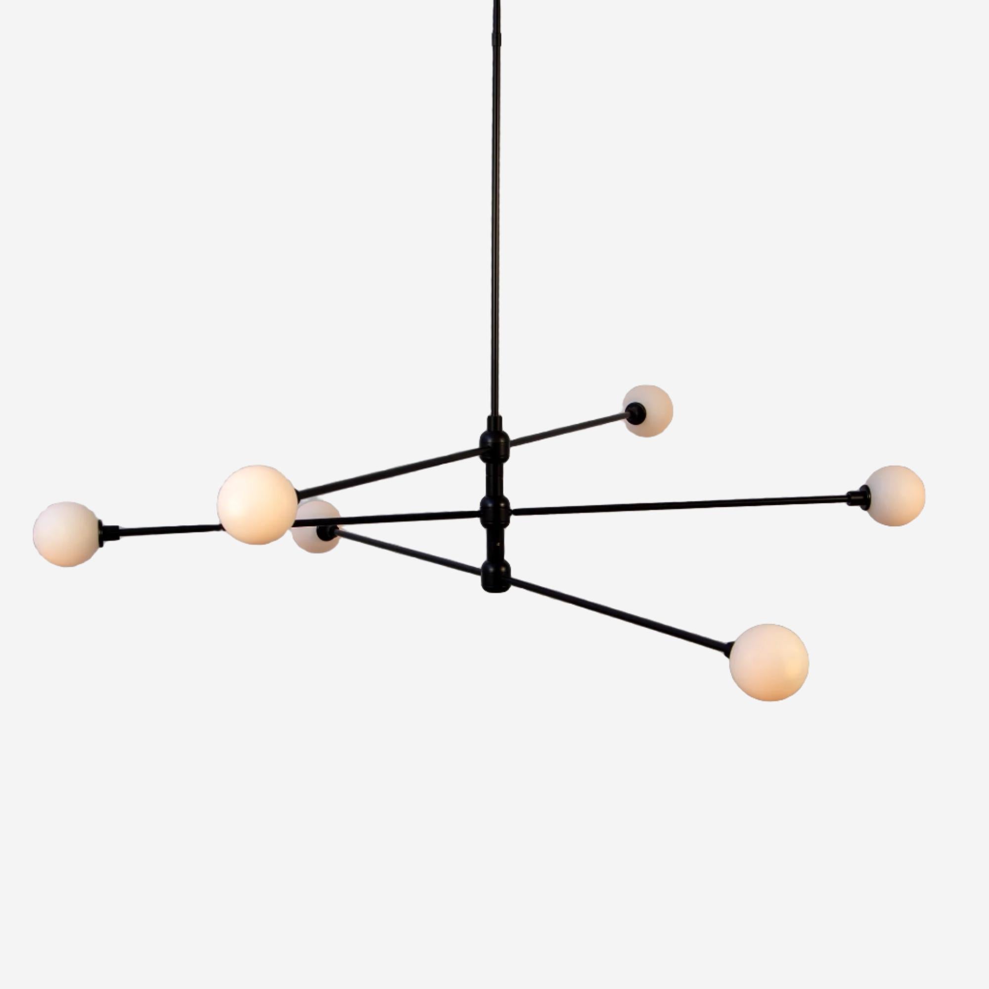 Americano Lampadario a tre piani di Research.Lighting, vetro piccolo, nero, realizzato su ordinazione in vendita
