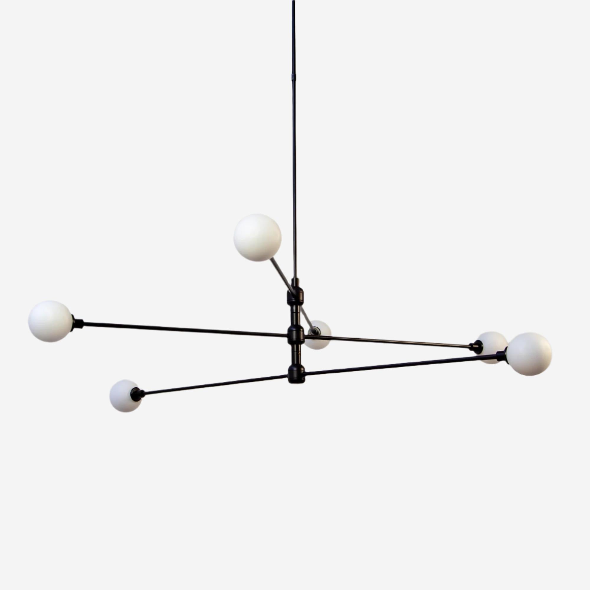 Lampadario a tre piani di Research.Lighting, vetro piccolo, nero, realizzato su ordinazione in vendita 2