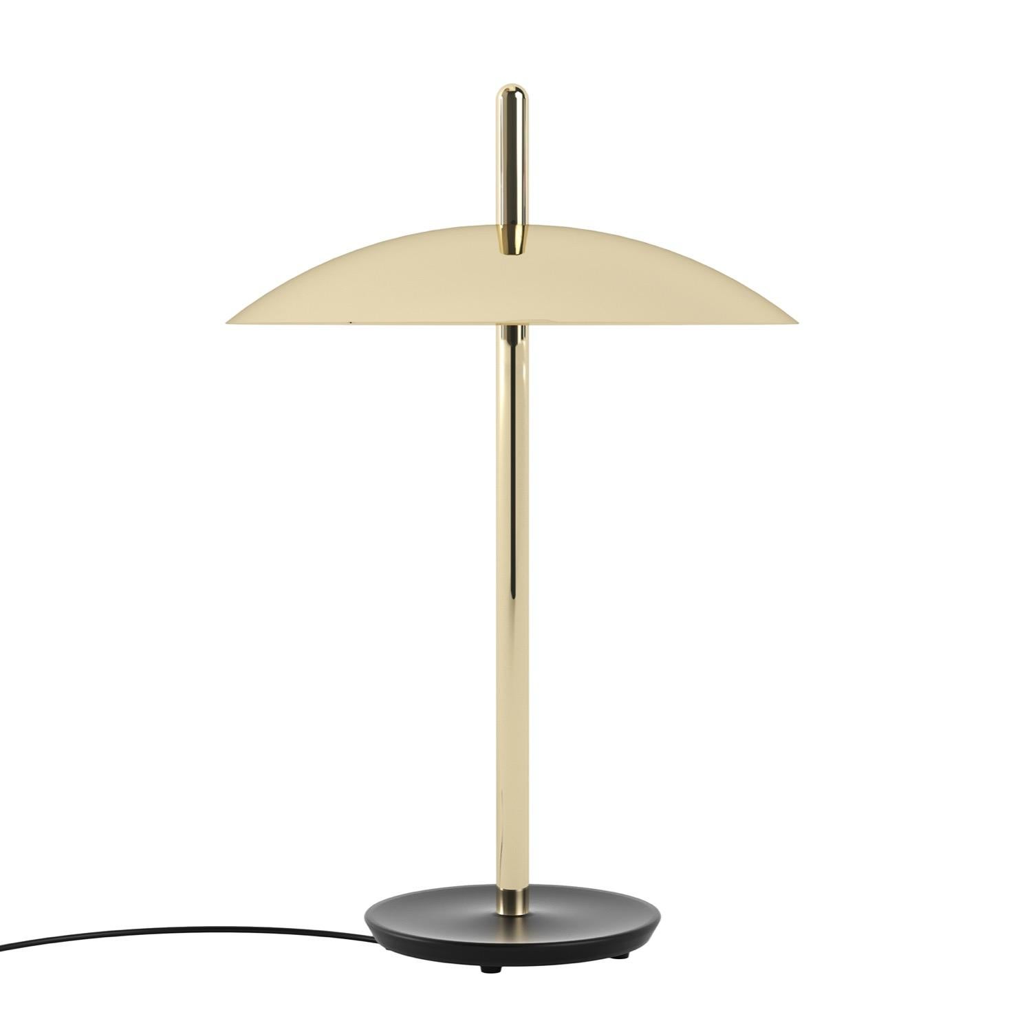 Signal-Tischlampen von Souda, Weiß und Messing, auf Bestellung gefertigt, Paar (Eisen) im Angebot