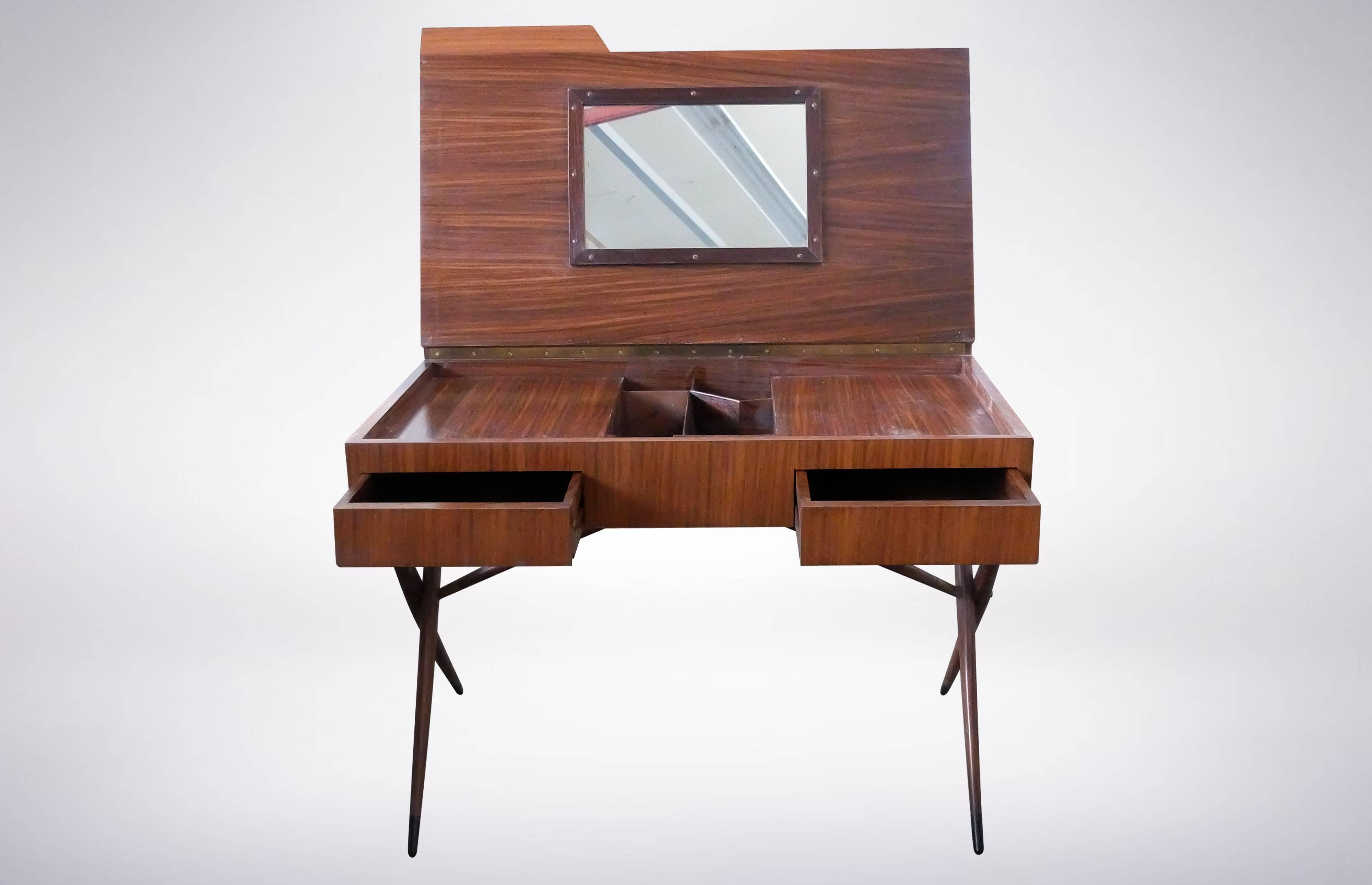 Ico & Luisa Parisi for Altamira, Italian Mid-Century Modern Walnut Dresser 1942 In Excellent Condition In Milan, IT