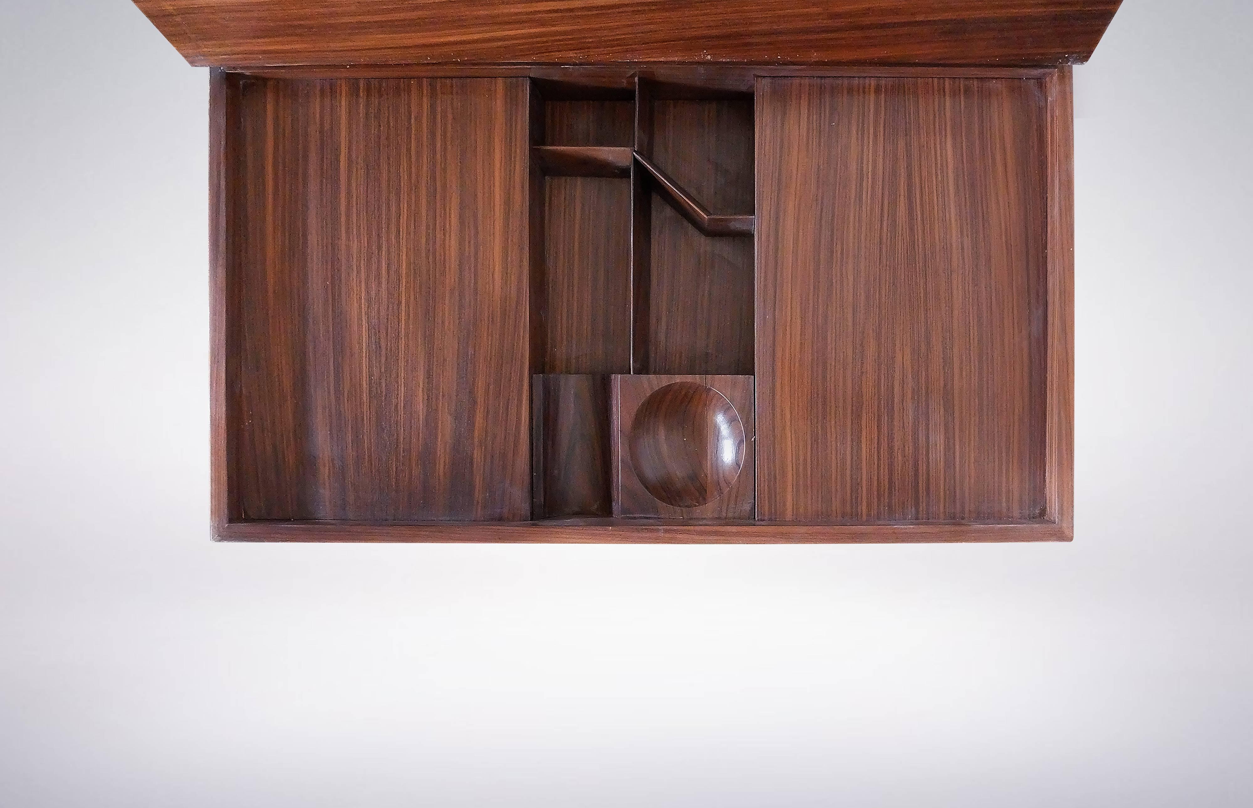 Mid-20th Century Ico & Luisa Parisi for Altamira, Italian Mid-Century Modern Walnut Dresser 1942