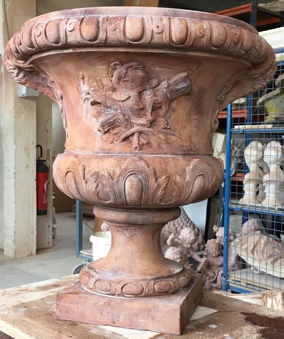 Louis XIV Terracotta Vase Medici after an 17th Century Model For Sale