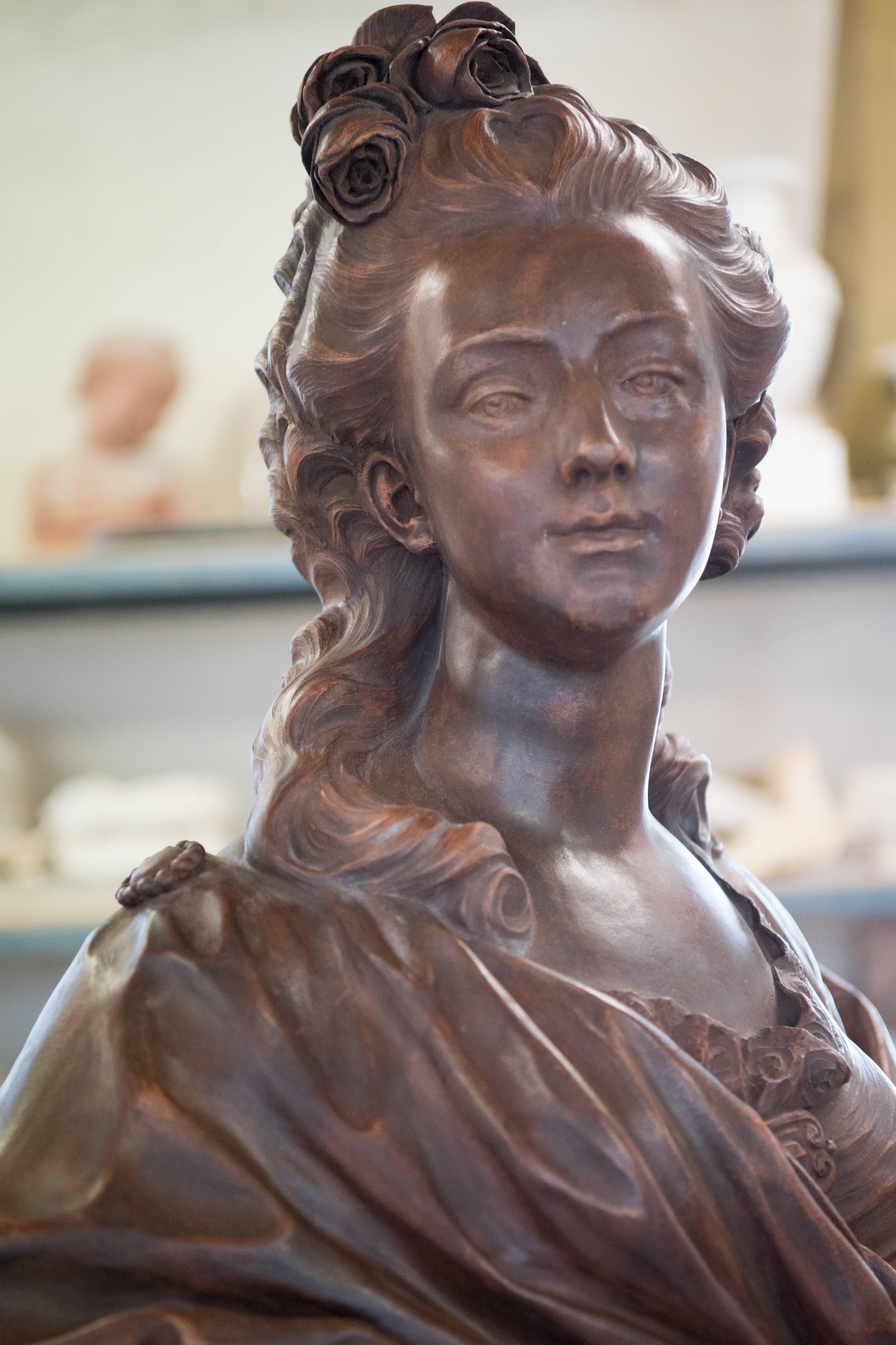 Louis XVI Wonderful Marie-Antoinette Terracotta Bust For Sale