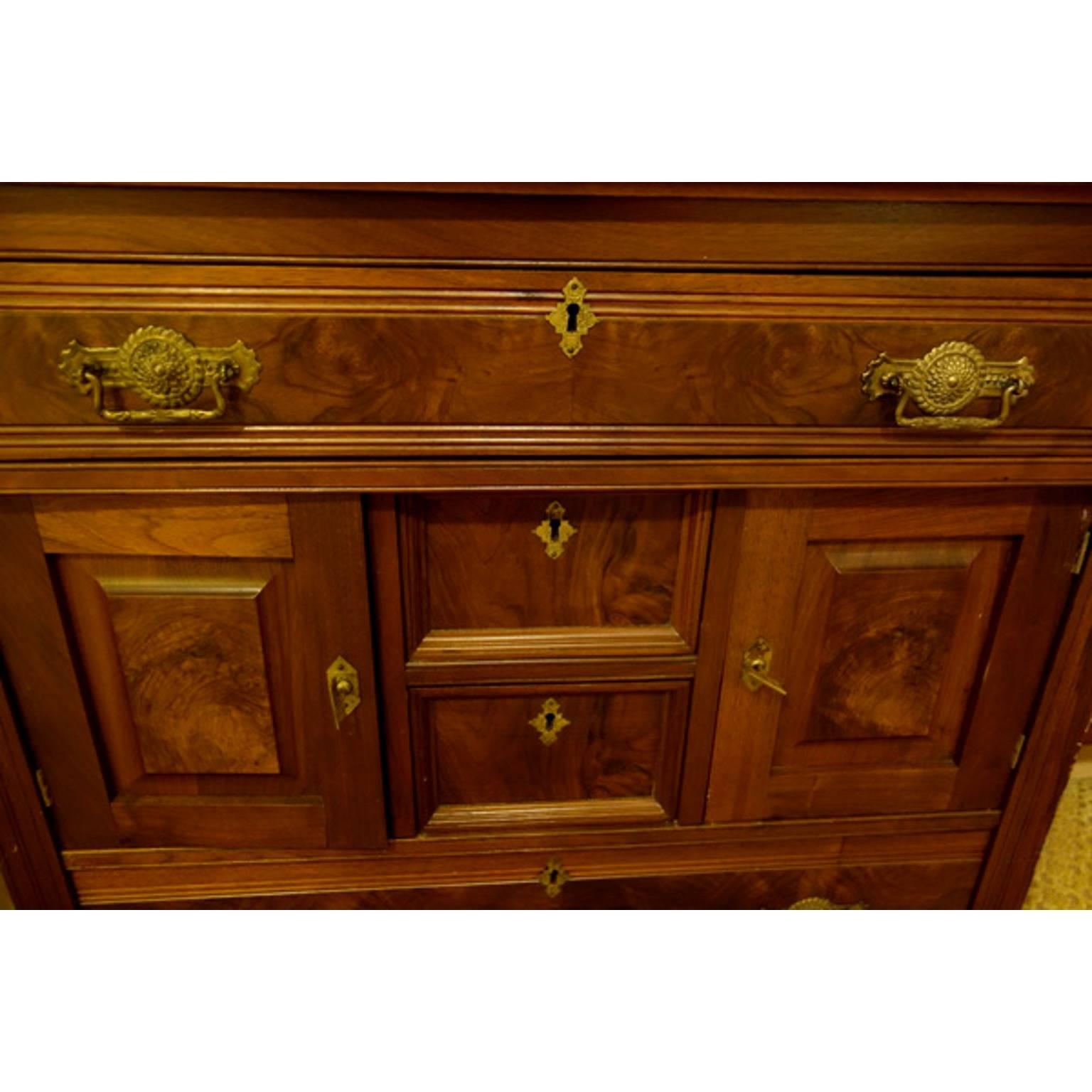 Art Deco 19th Century Victorian Dresser For Sale
