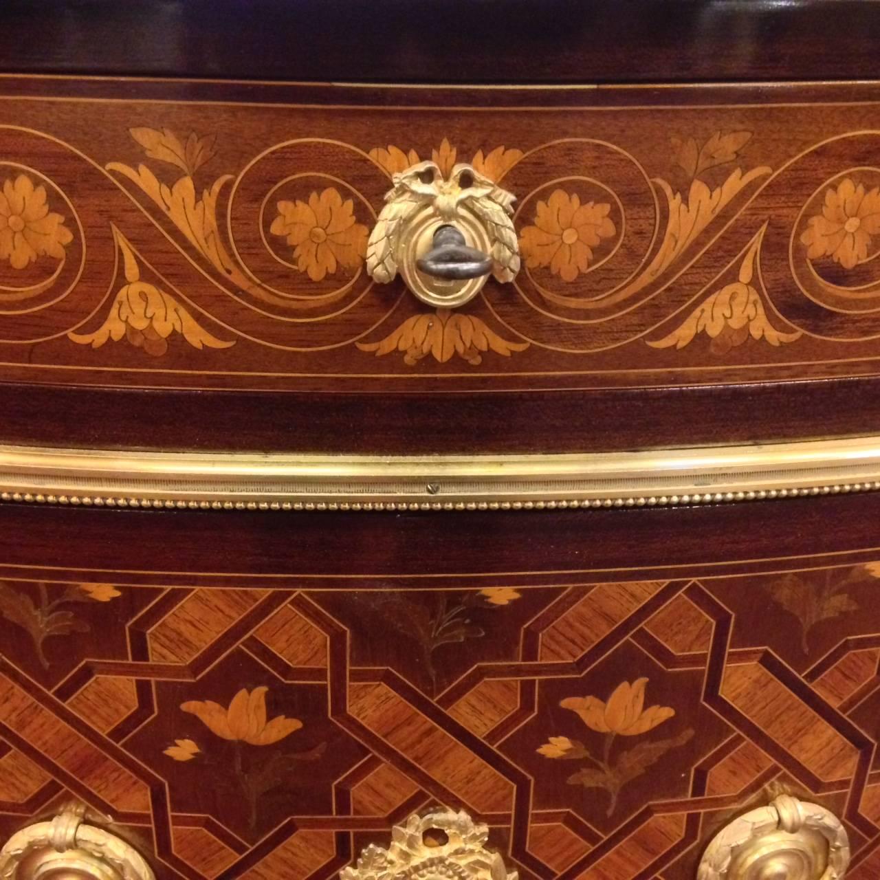 19th Century Half-Moon Commode by Sormani Sormani In Excellent Condition In Saint-Ouen, FR