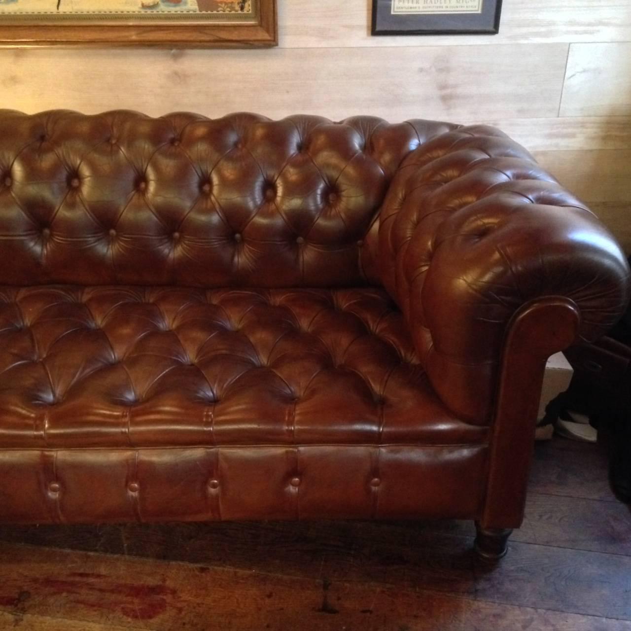 Very beautiful 1950 leather Chesterfield sofa. Very good condition. Three places.