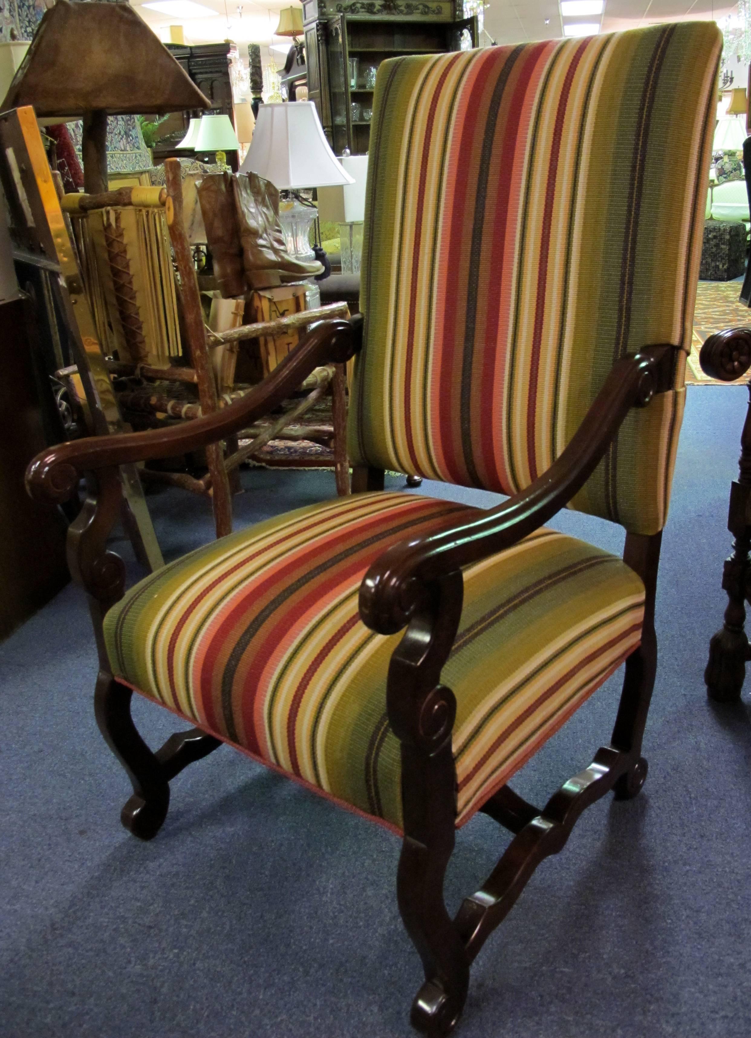 12 Henredon Chairs, French Provincial In Excellent Condition For Sale In Cleveland, OH