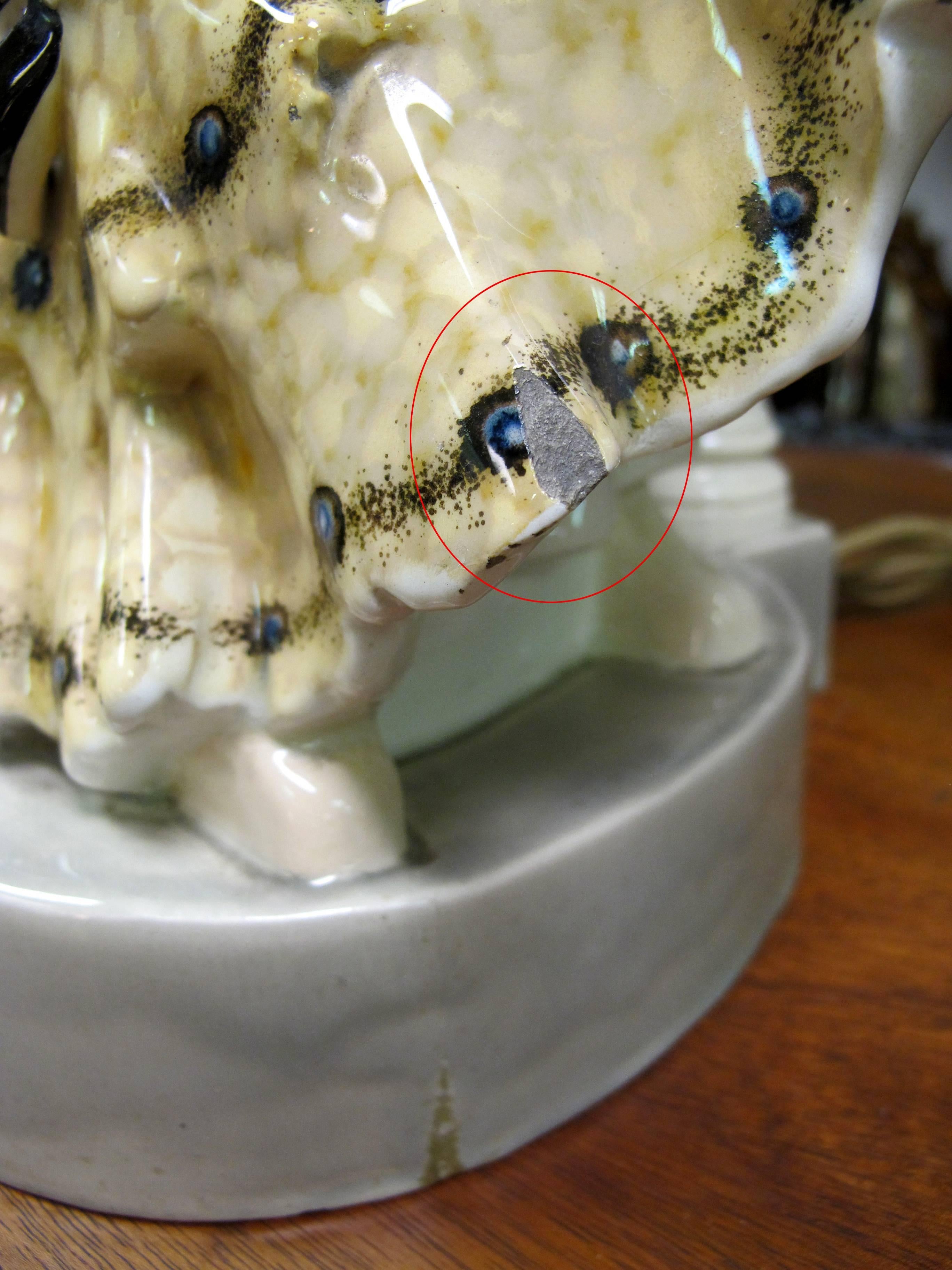 Southern Belle Lady Glazed Porcelain Lamp by Podolo for Goldscheider For Sale 2