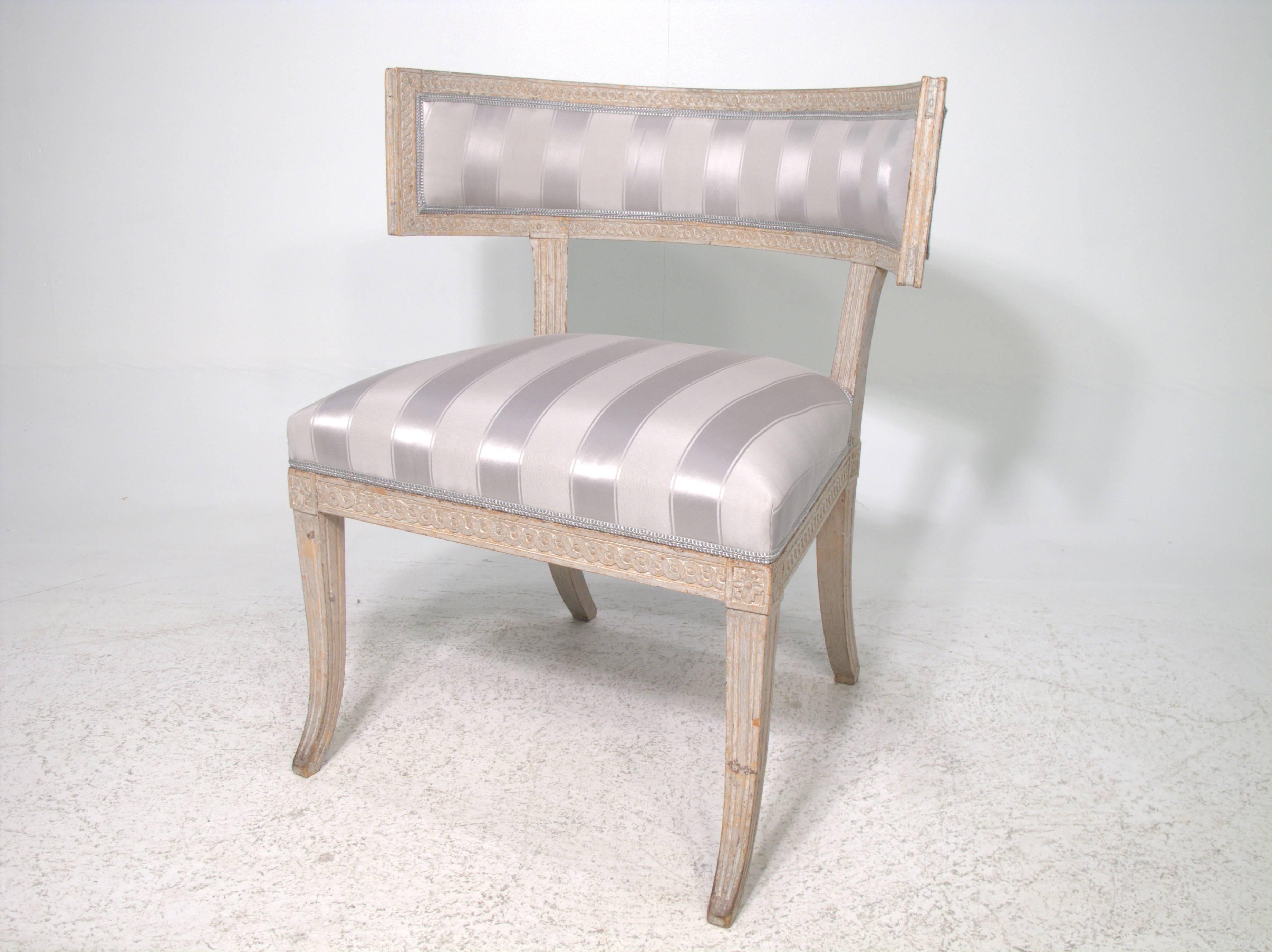 Late 18th Century Pair of Swedish Late Gustavian Klismos Chairs in Original Paint Signed PT For Sale
