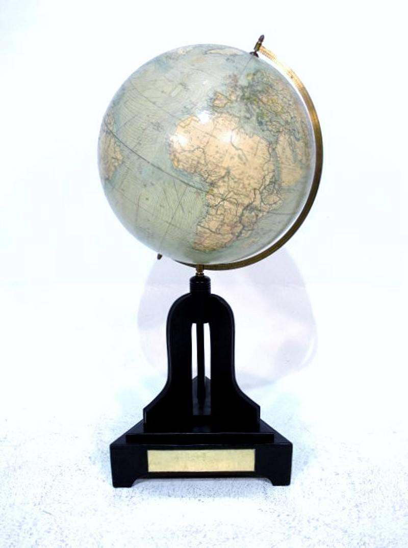 Word globe or terrestrial globe by Dr.Ernst Friedrich manufactured by Columbus, 1920s, Germany. Measures: H 103 cm, Globe Ø 49 cm. Columbus is one of the moste famous globe maker in the world.