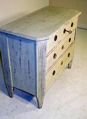 Swedish Gustavian Period Antique Painted Chest of Drawers, 18th Century