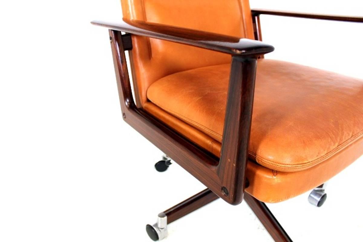 Office Desk Chair by Arne Vodder for Sibast Furniture in Rosewood and Leather In Excellent Condition In Helsingborg, SE