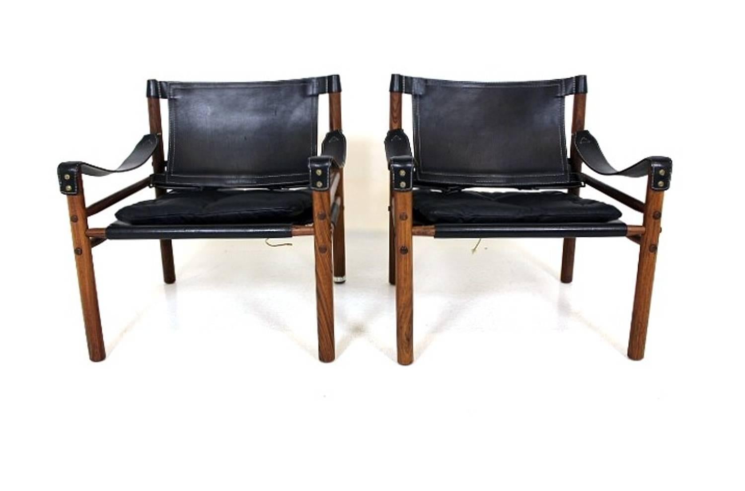 Swedish Pair of Sirocco Safari Chair by Arne Norell in Rosewood and Black Leather