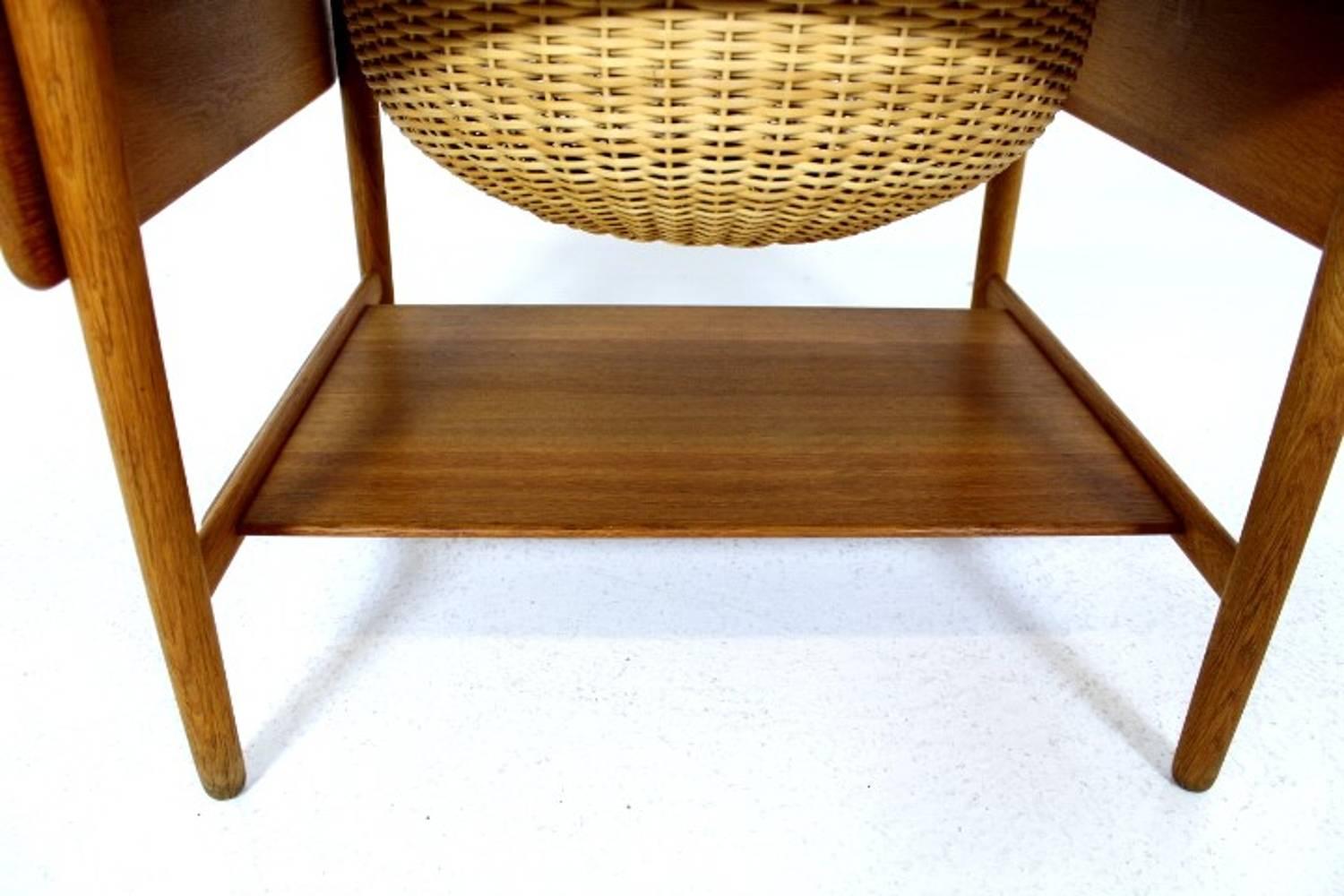 Sewing Table in Solid Oak by Hans J. Wegner, 1959 for Andreas Tuck, Model AT-33 1