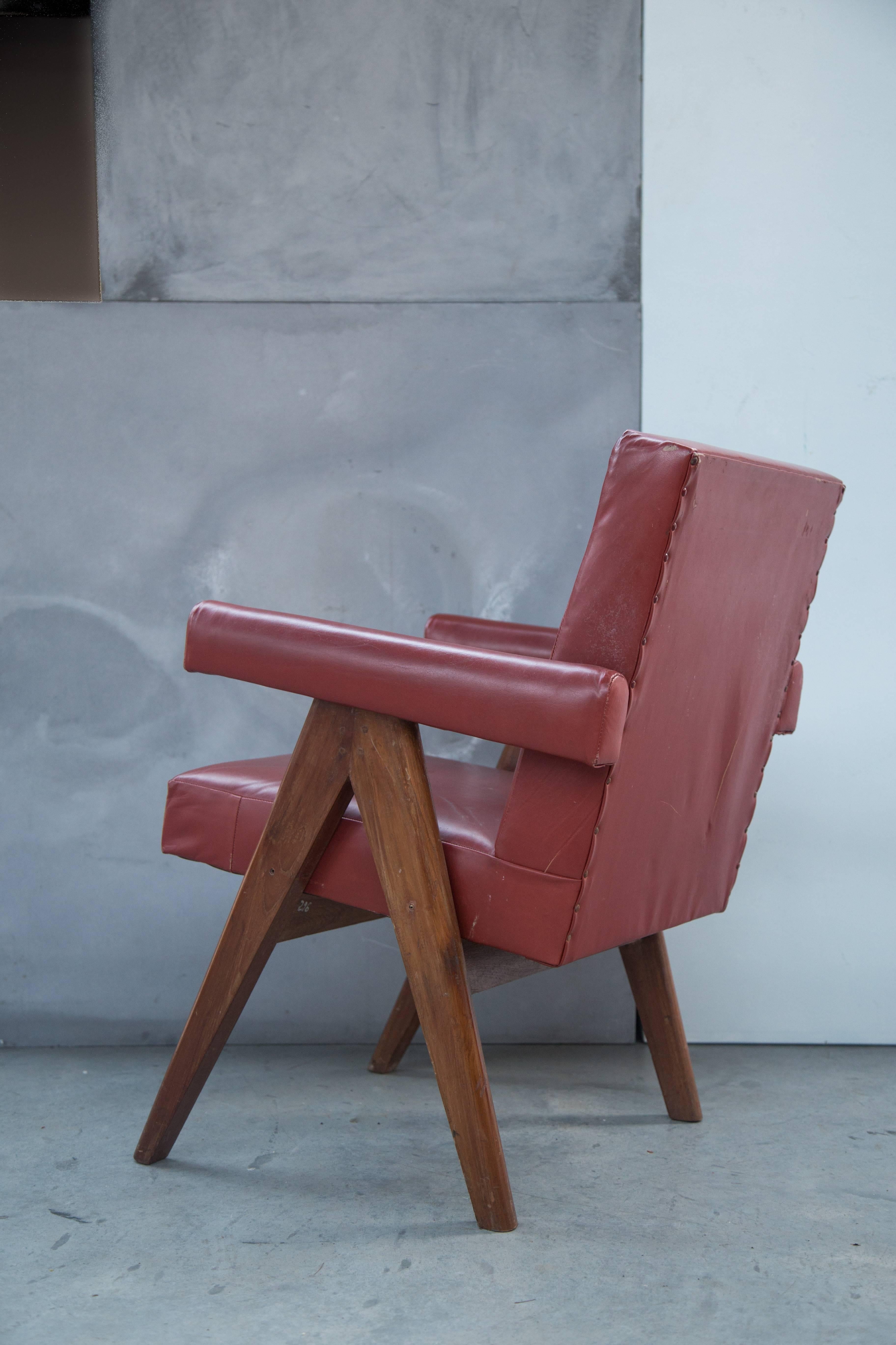Pair of Pierre Jeanneret Chairs For Sale 2