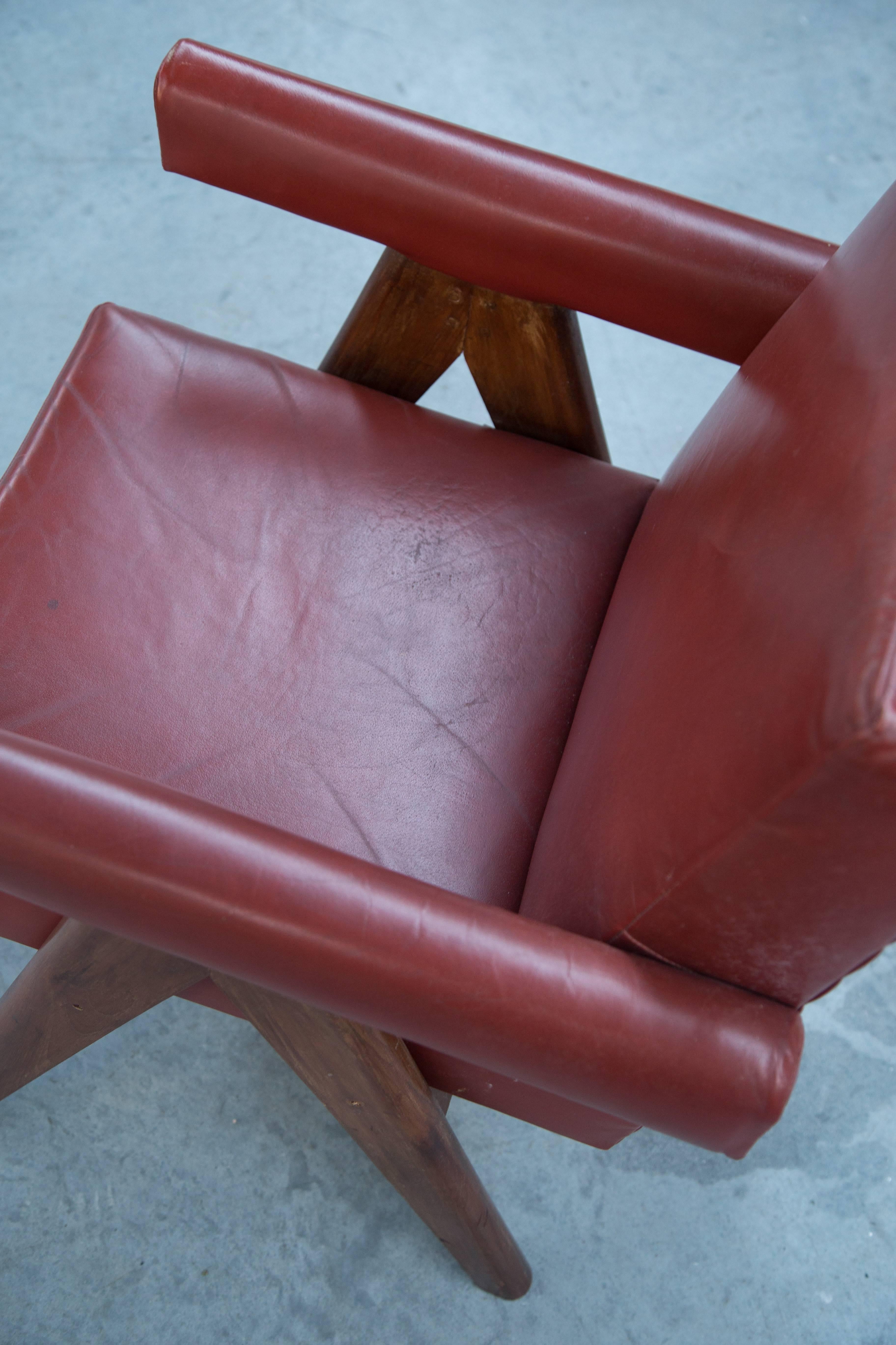 Mid-Century Modern Pair of Pierre Jeanneret Chairs For Sale
