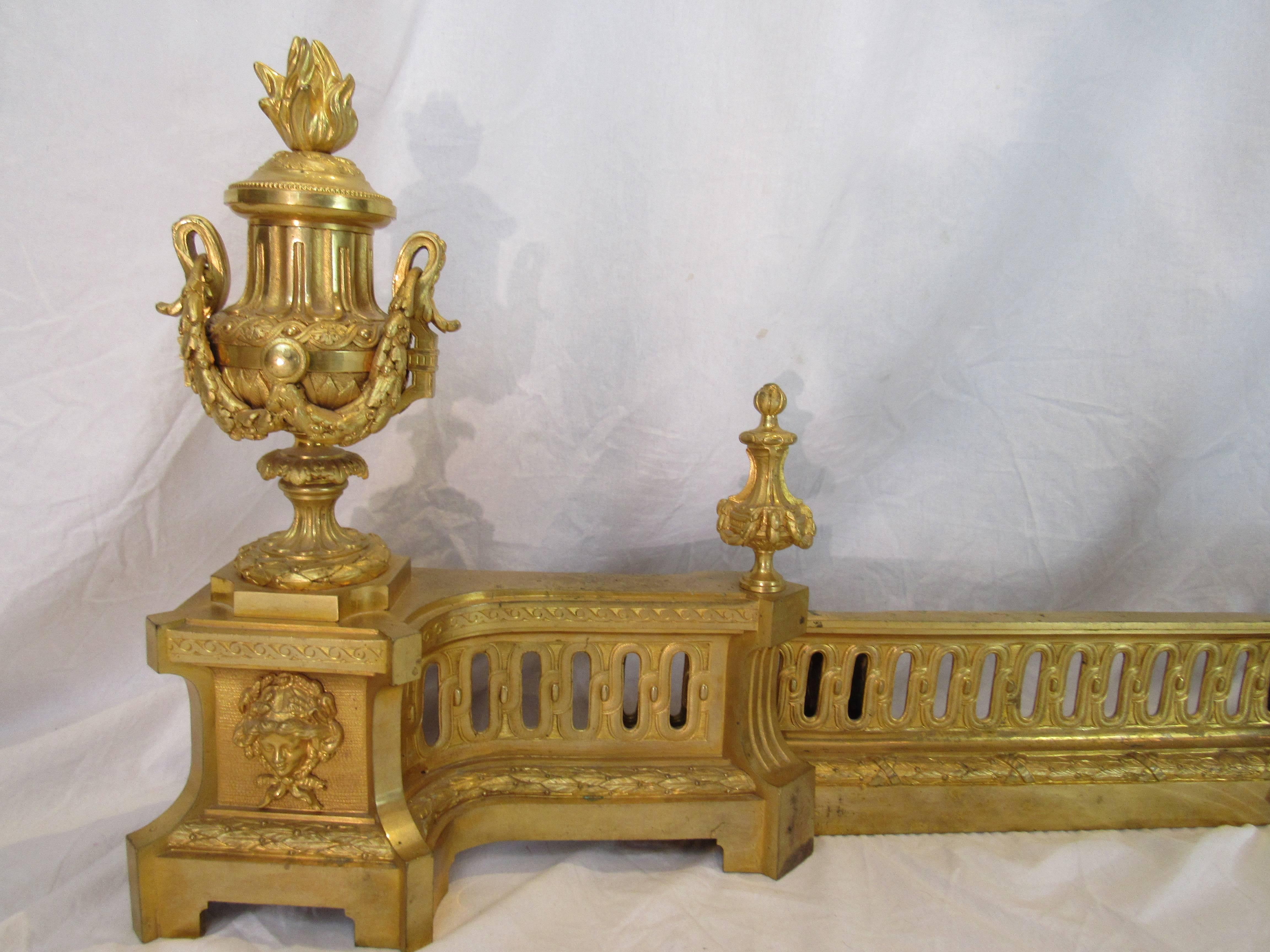 European 19th Century Gilded Fireplace Fender For Sale 3