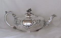 Paul Storr English Sterling Repousse Teapot, London, 1831, William IV Regency