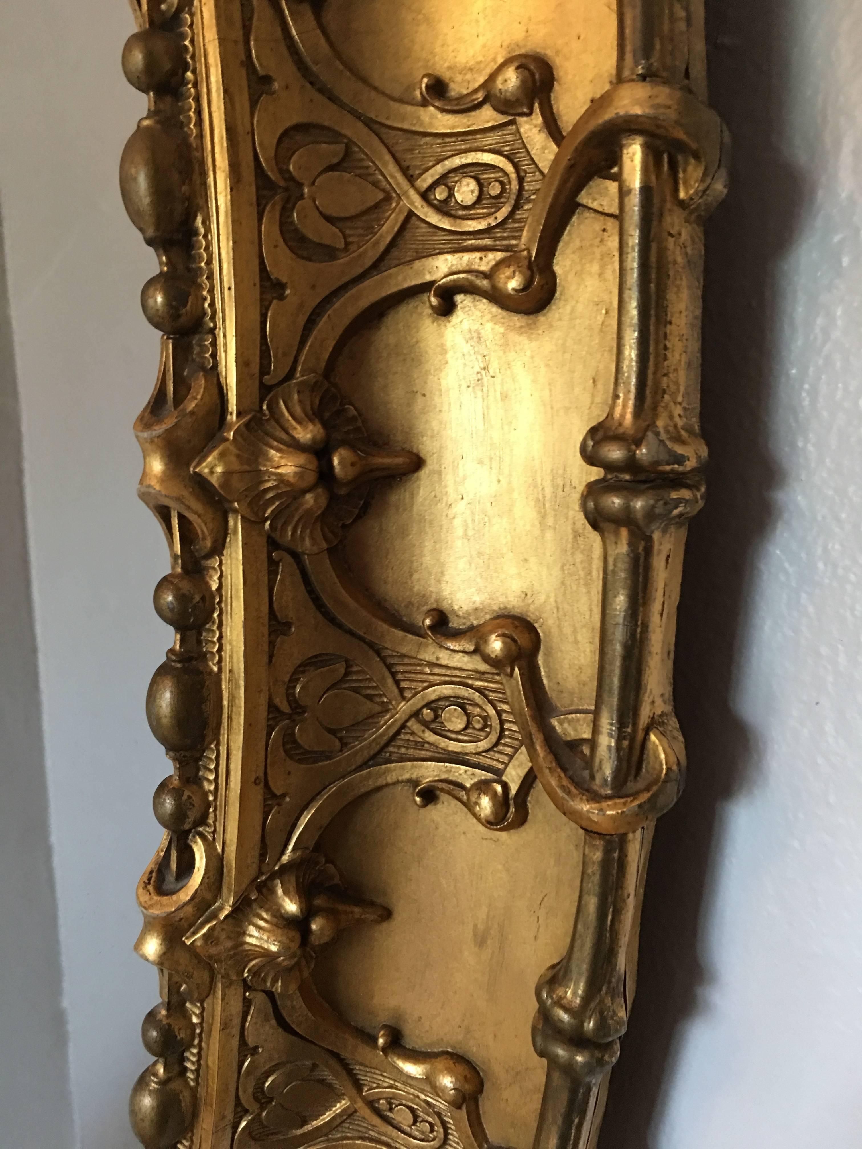 Large Victorian Giltwood Oval Hanging Mirror In Fair Condition For Sale In Seattle, WA
