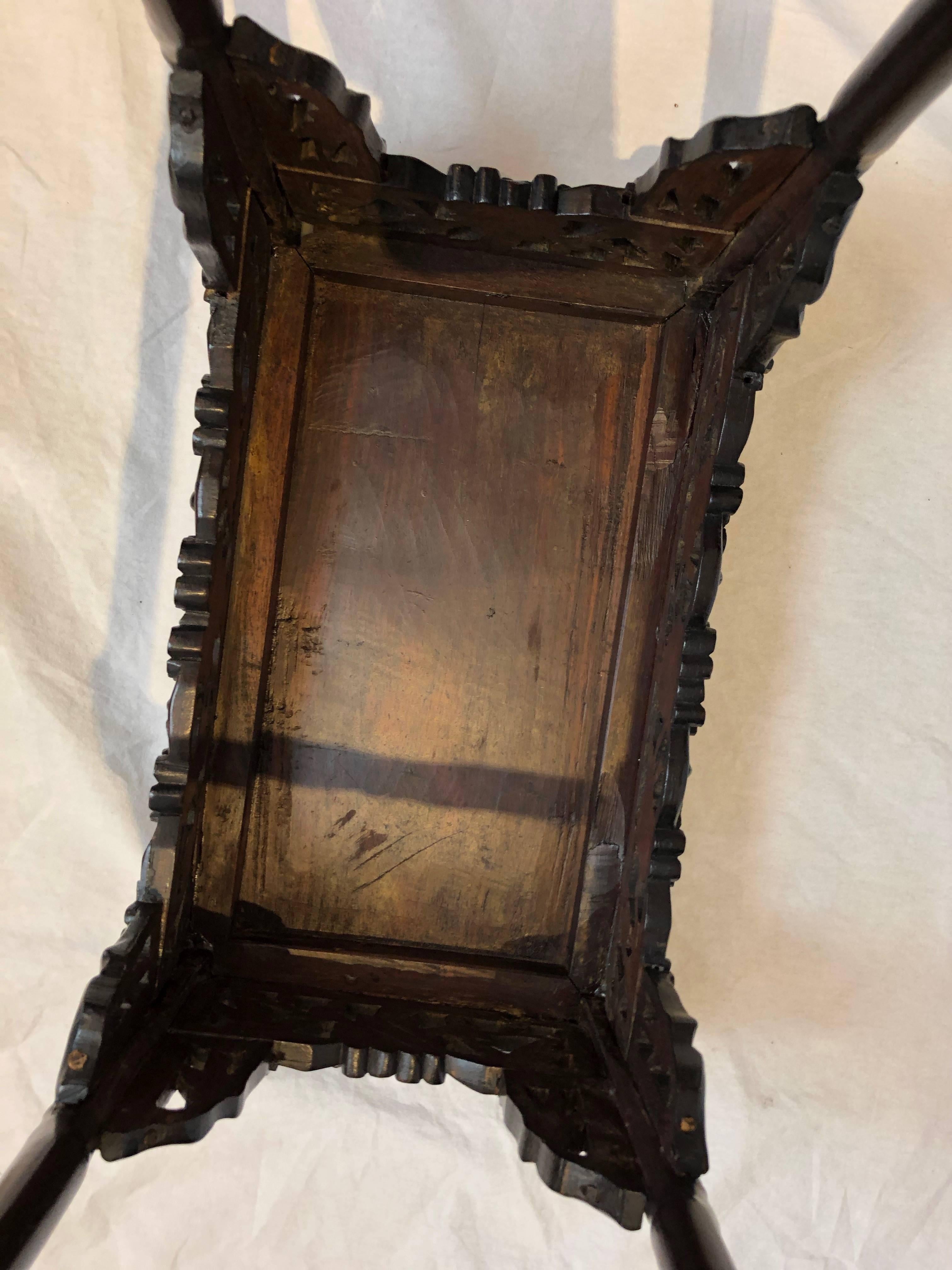 Early 20th Century Four Chinese Rosewood Nesting Tables, circa 1920, Floral Motif