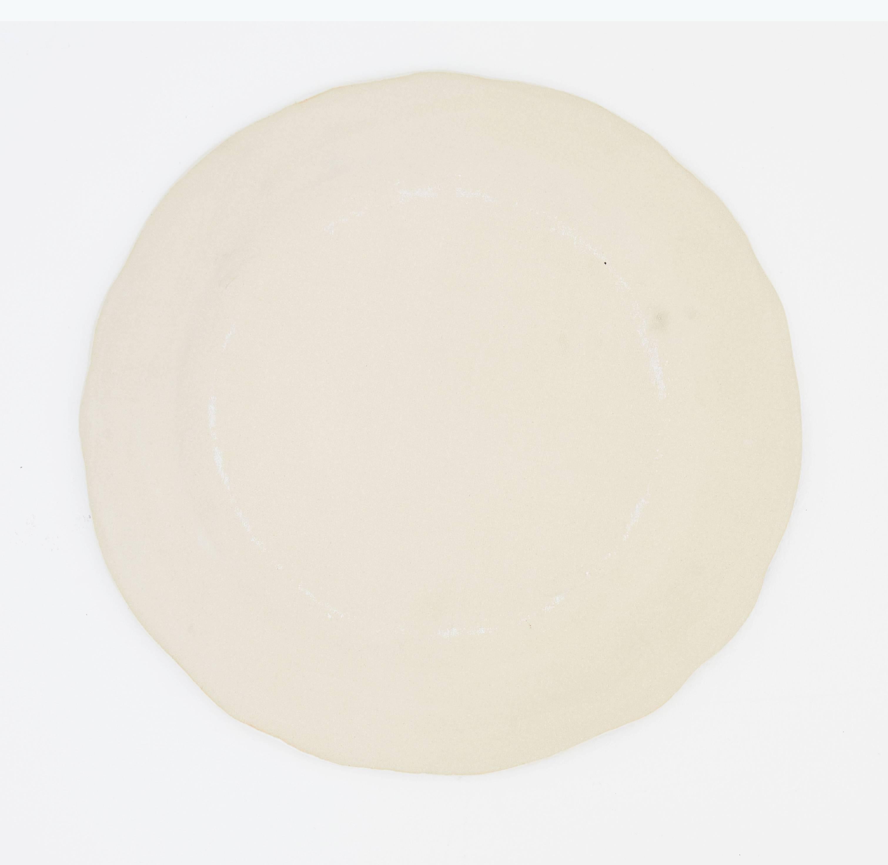 Hand-Printed Blue and White Floral Ceramic Dinner Plates, Set of Four In Excellent Condition For Sale In London, GB